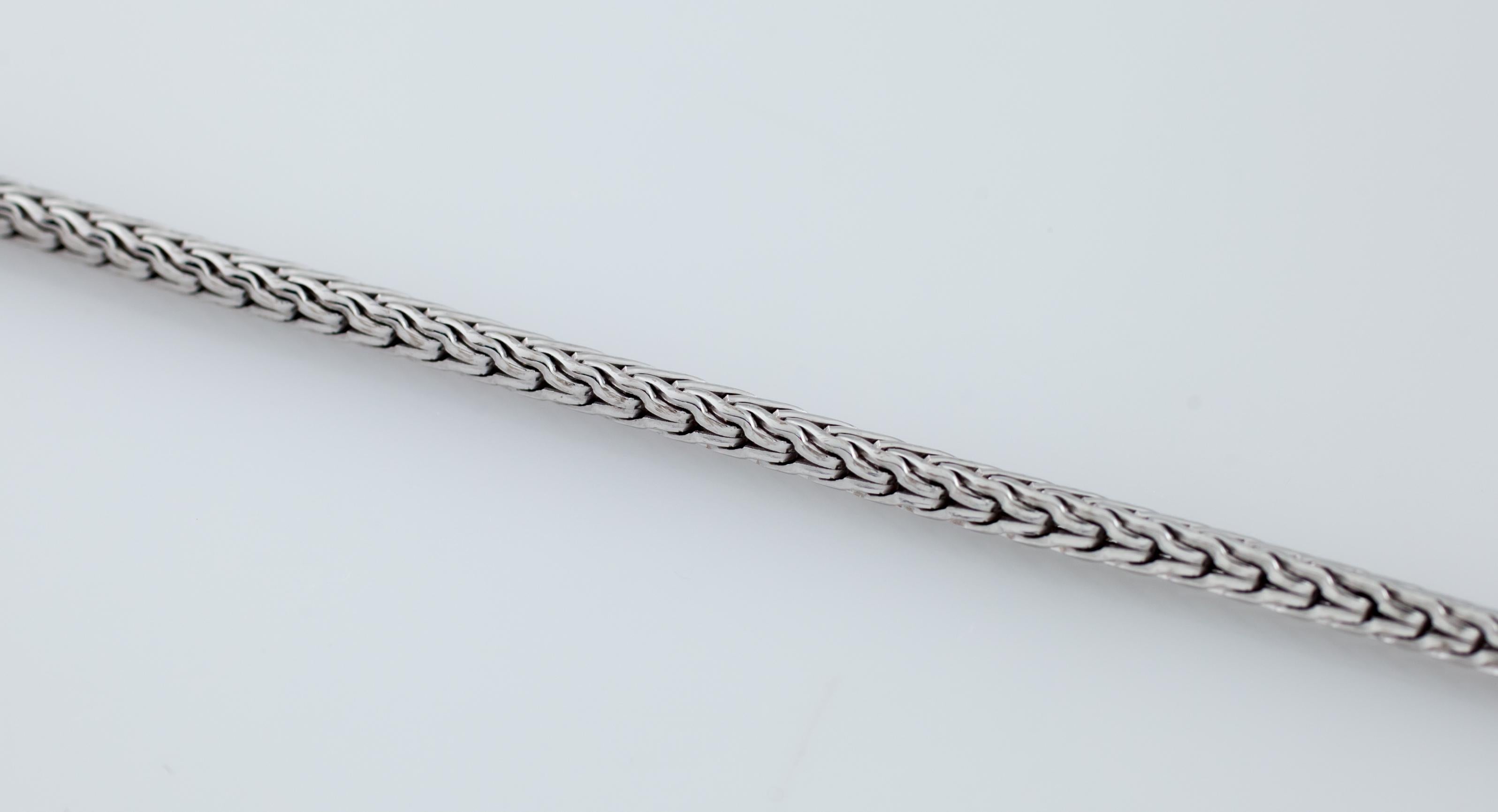 Cartier Bracelet Agrafe en or blanc 18 carats avec fermoir en diamants 4