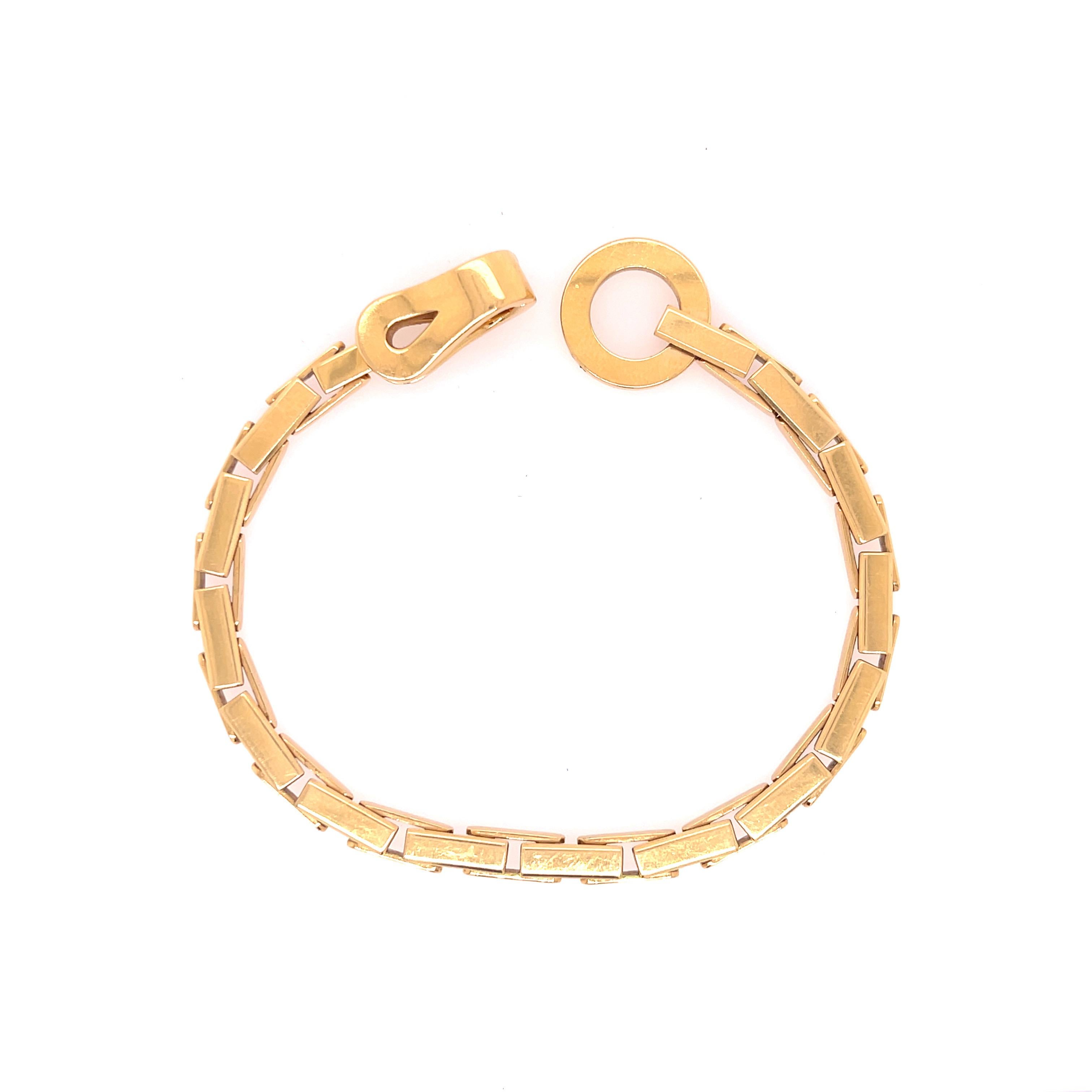 Modern Cartier Agrafe Link Bracelet Yellow Gold