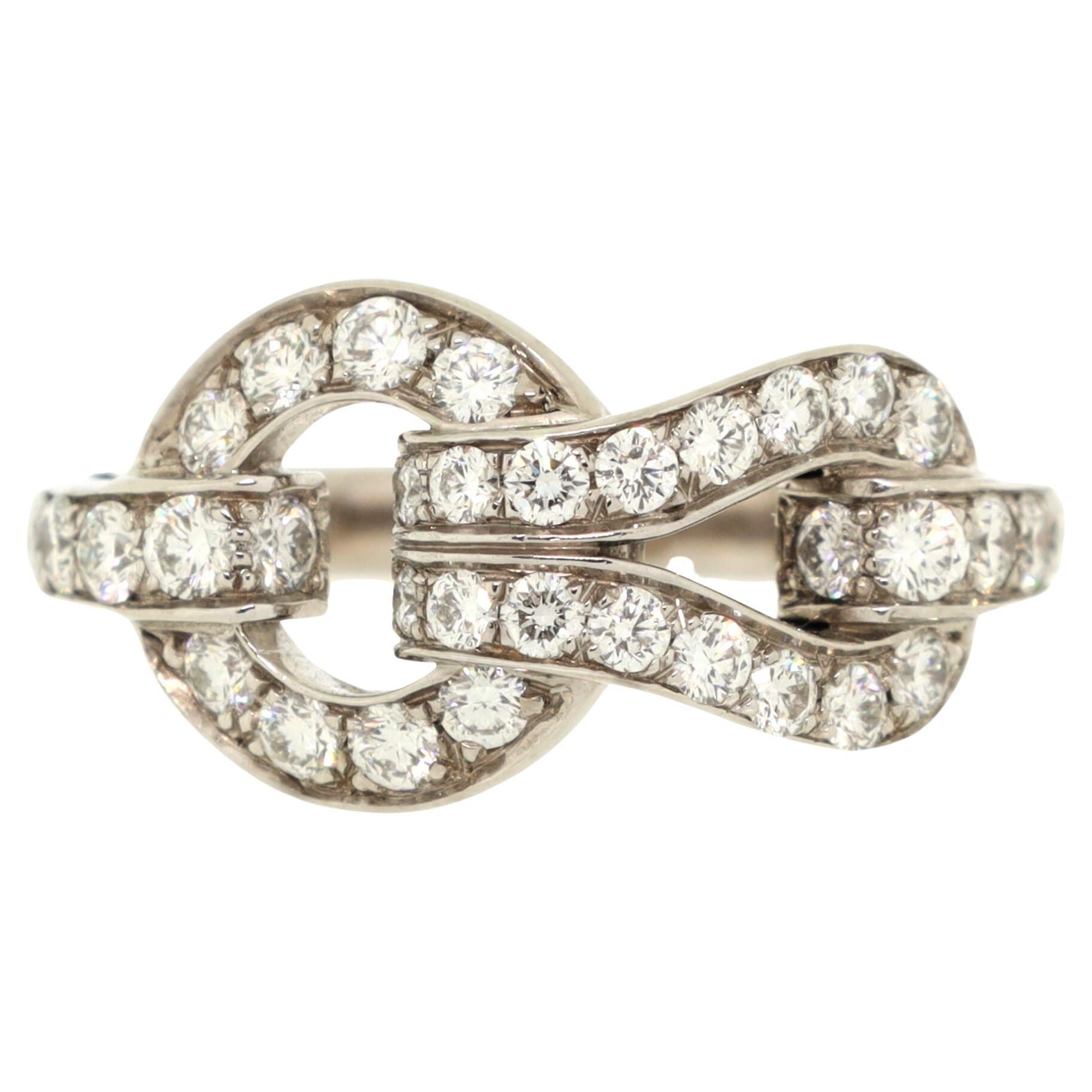 Cartier Agrafe-Ring aus 18 Karat Weißgold mit Diamanten im Angebot