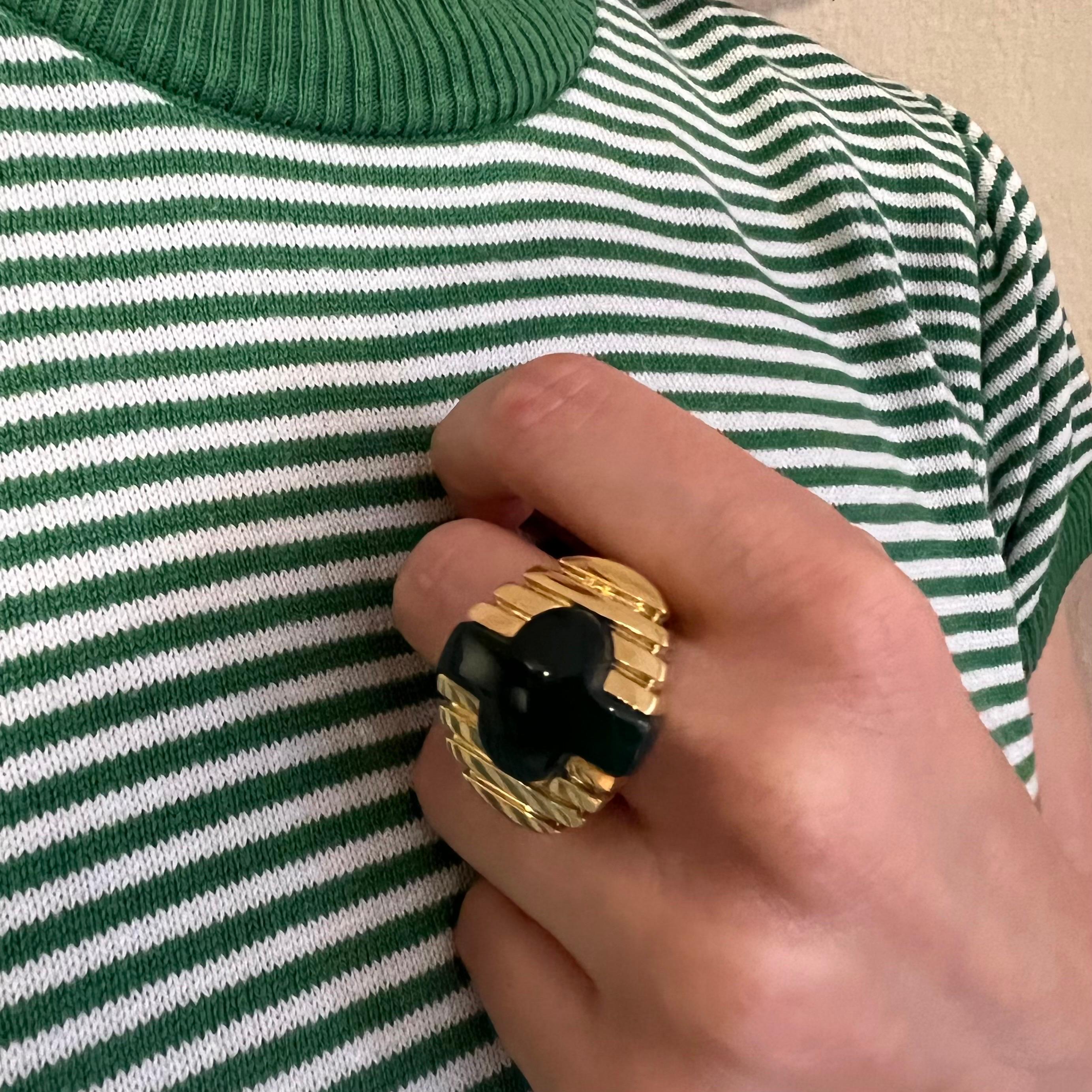 Cartier Aldo Cipullo 18 Karat Yellow Gold and Green Agate Cocktail Ring, 1971 2