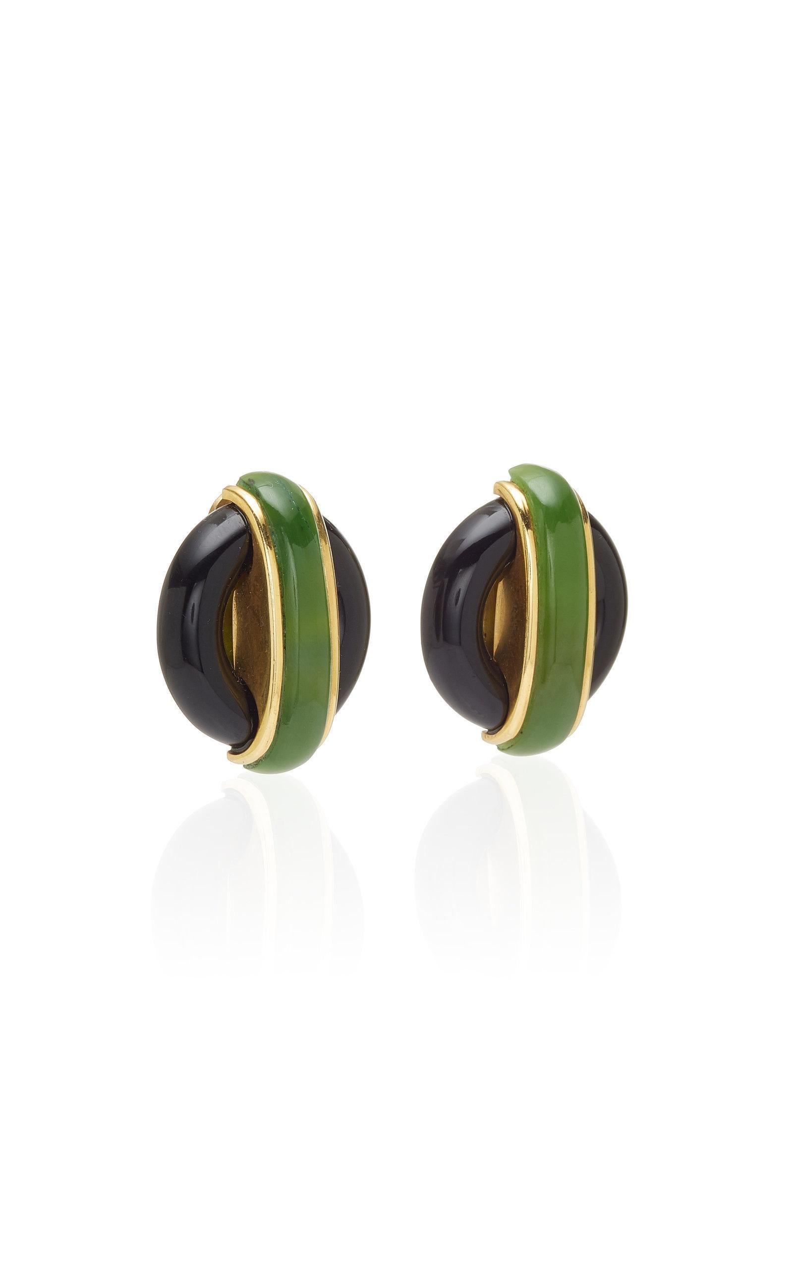 Cartier Aldo Cipullo Jade Onyx Gold Earclips  In Good Condition In New York, NY