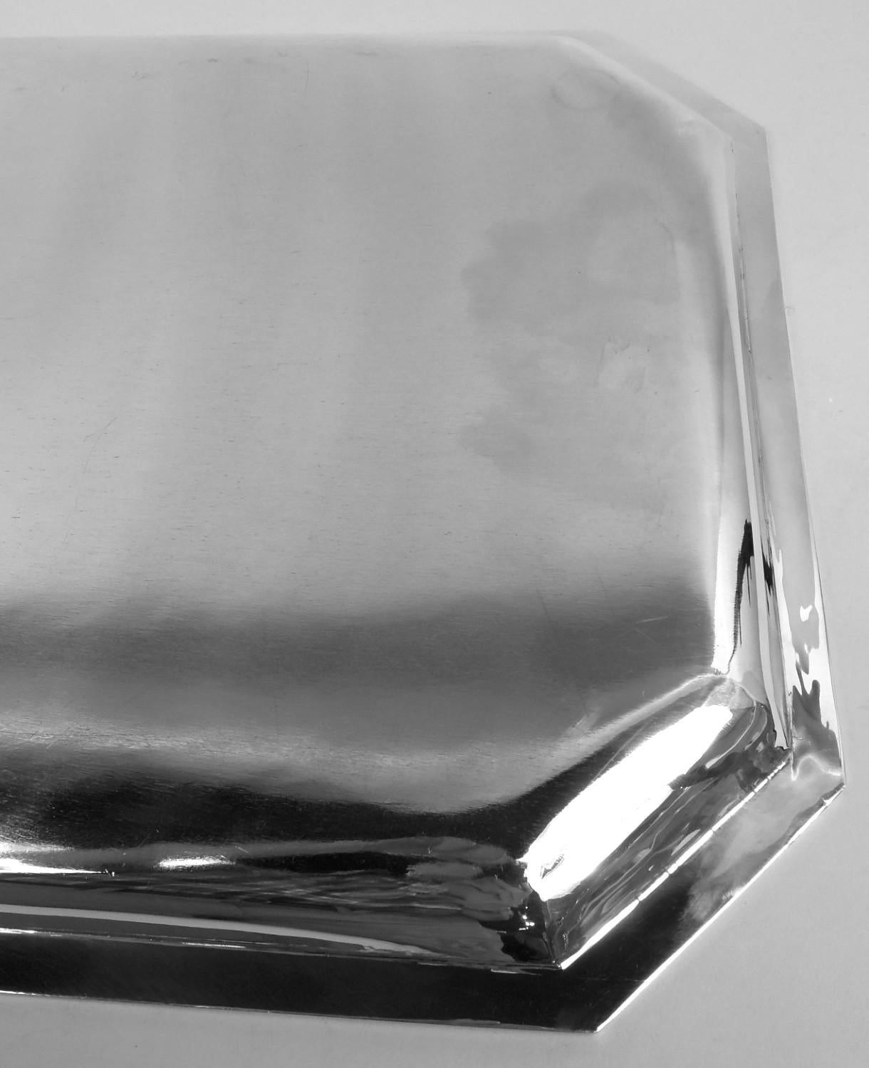 Bandeja Cartier American Art Decó de plata de ley siglo XX en venta