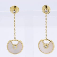 Cartier Amulet de Cartier Orecchini madreperla a goccia con diamante in oro 18 carati