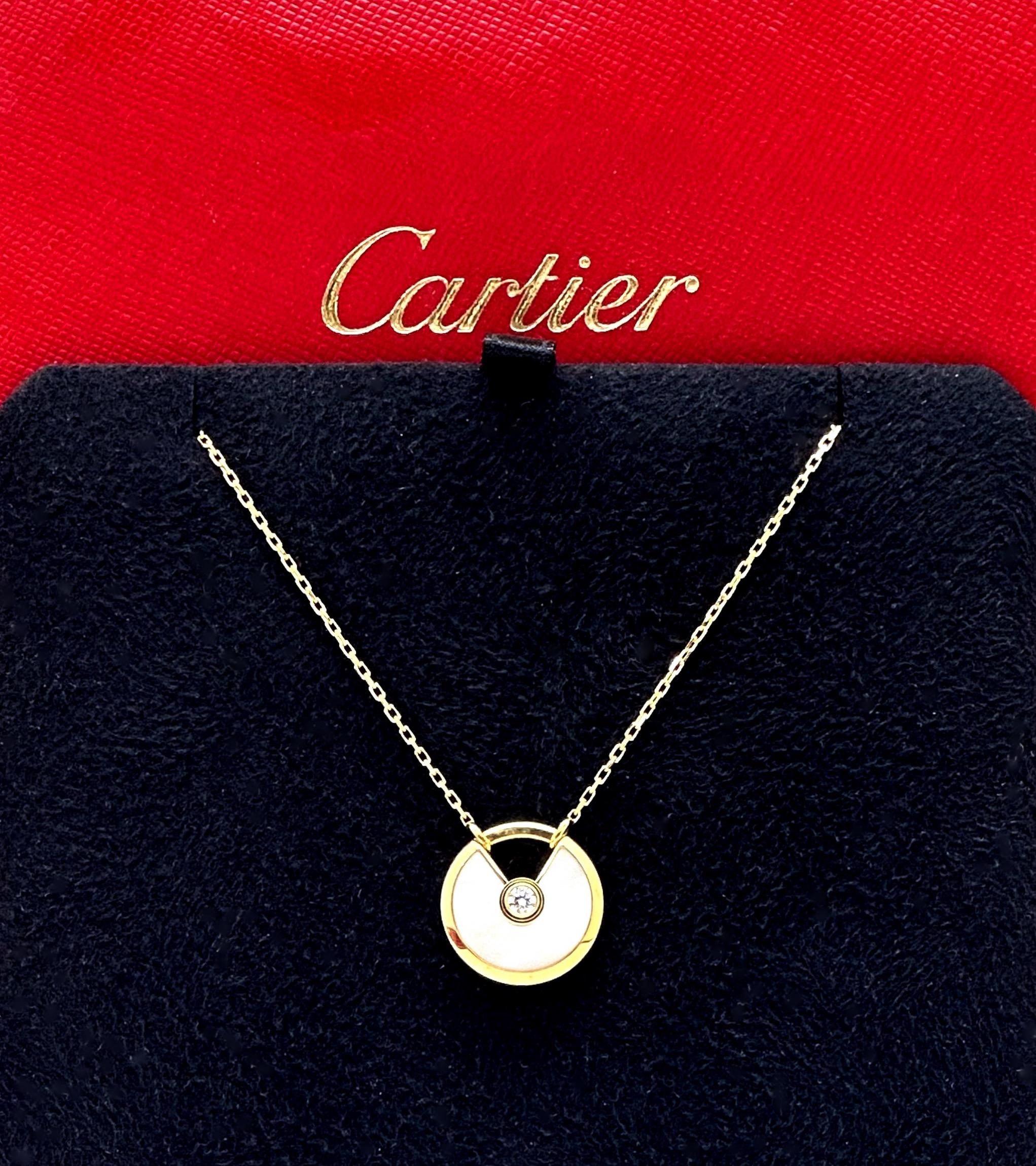 CARTIER Amulette de Cartier Mother 0f Perlen- und Diamant-Halskette aus 18kt YG 9