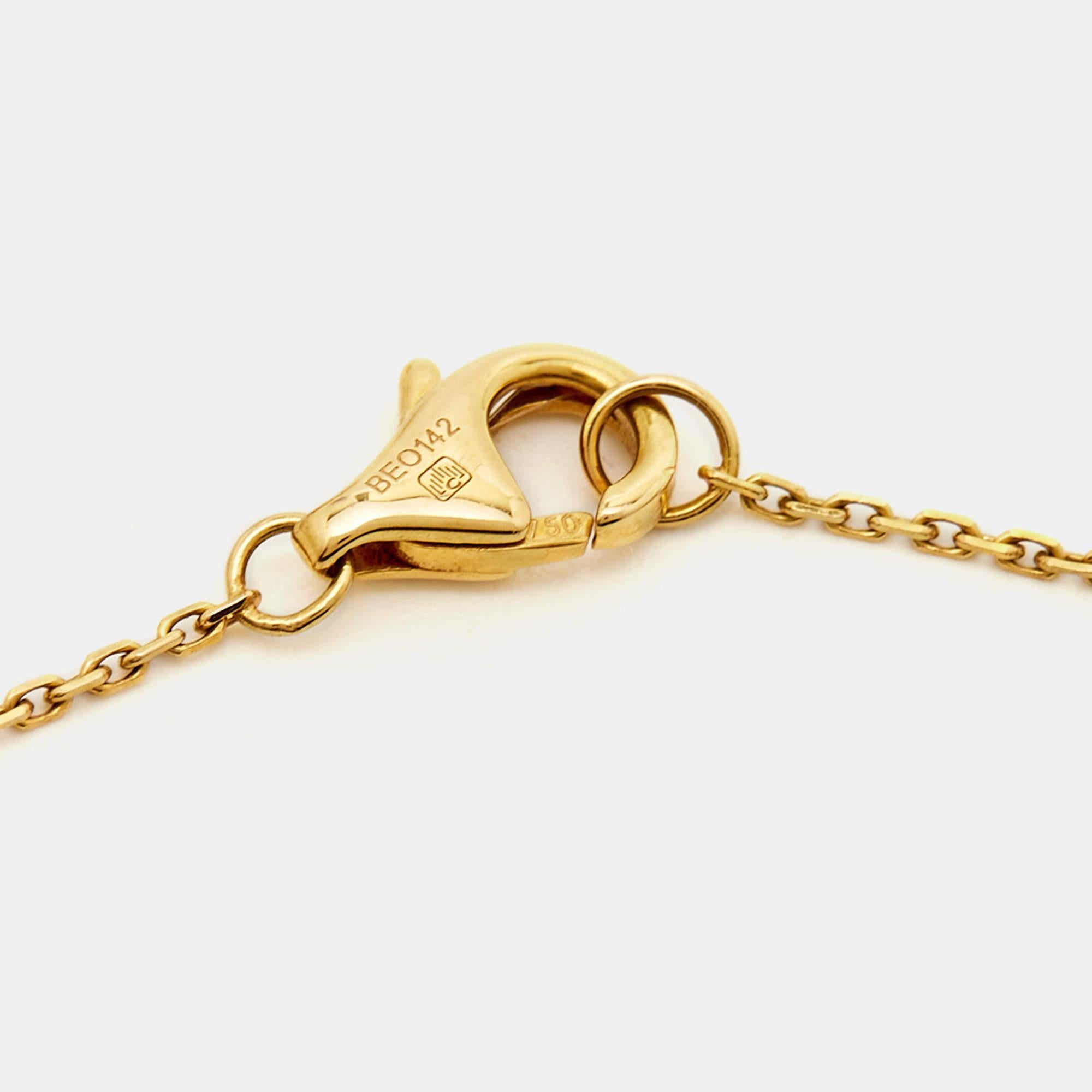 Contemporary Cartier Amulette De Cartier Mother of Pearl Diamonds 18k Yellow Gold Necklace