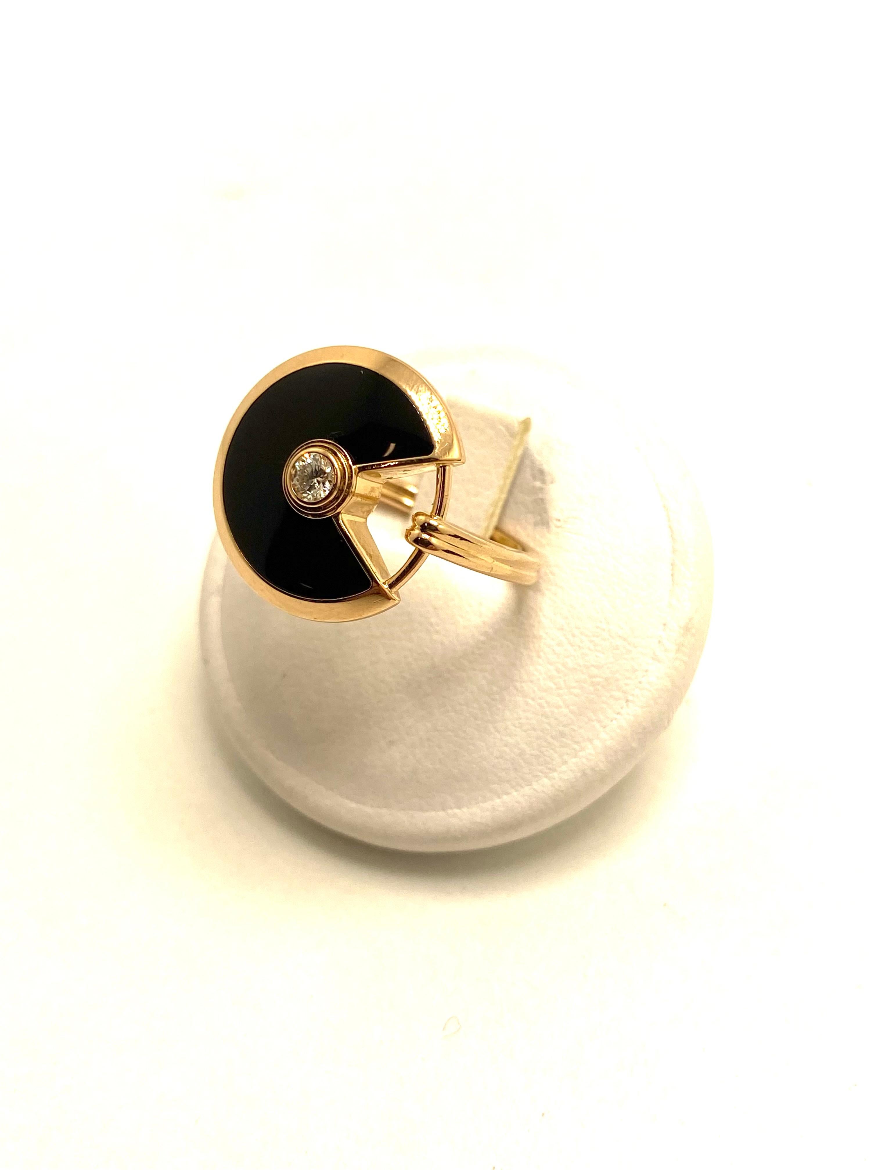 Taglio brillante Cartier Amulette de Cartier Ring in 18K  Rose Gold – Size 18, 5.96g in vendita