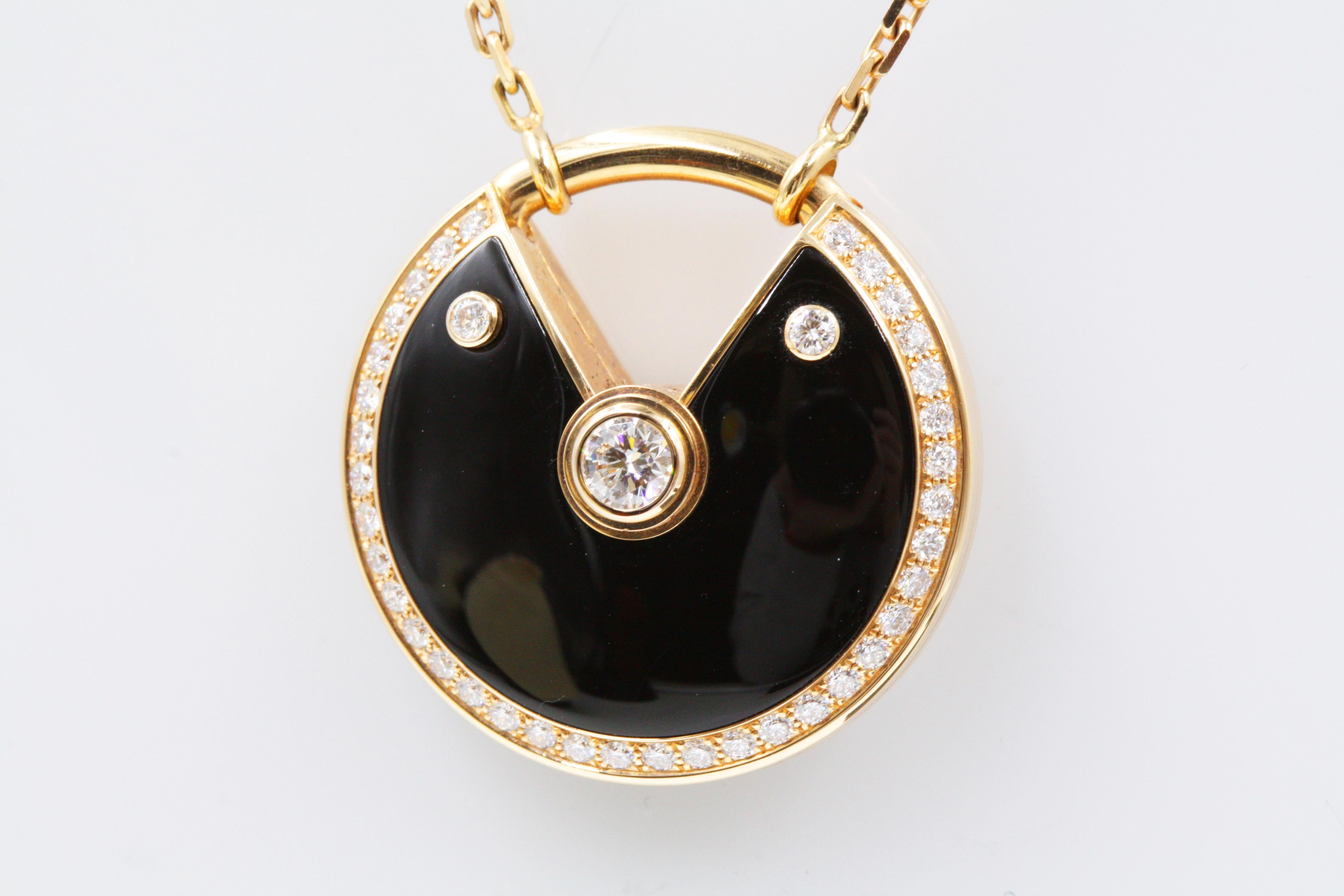 amulette de cartier necklace