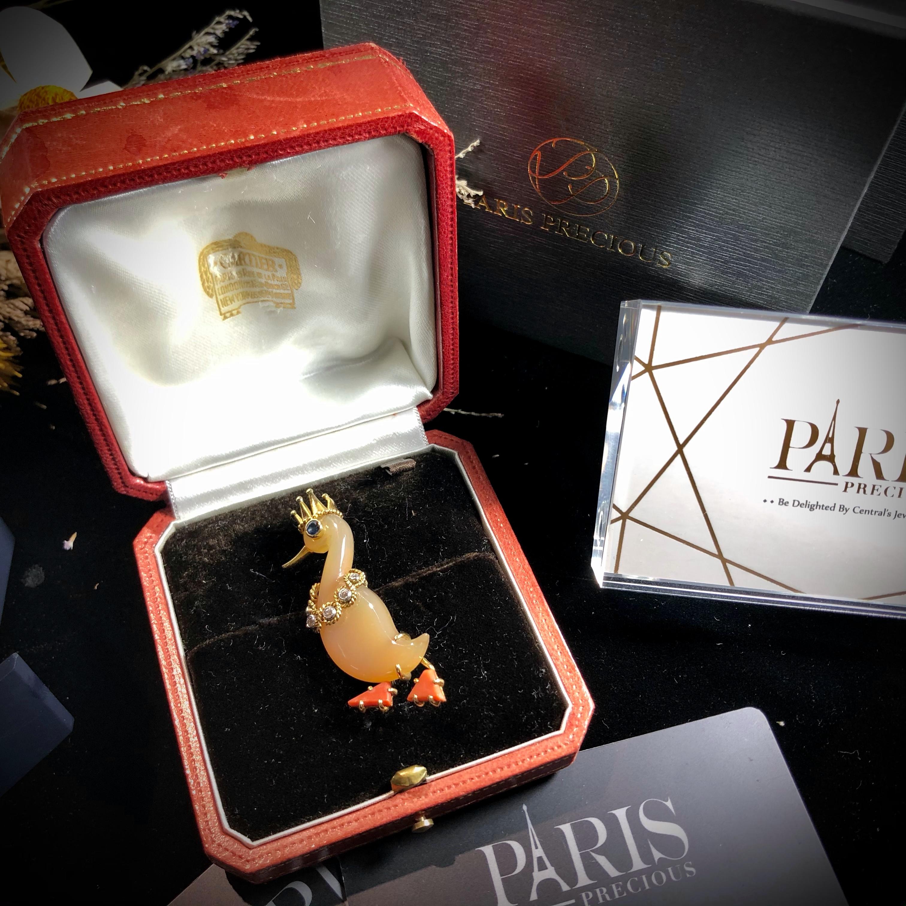 Cartier Coral Agate Diamond Duck Brooch in 18 Karat Yellow Gold, circa 1960 For Sale 2