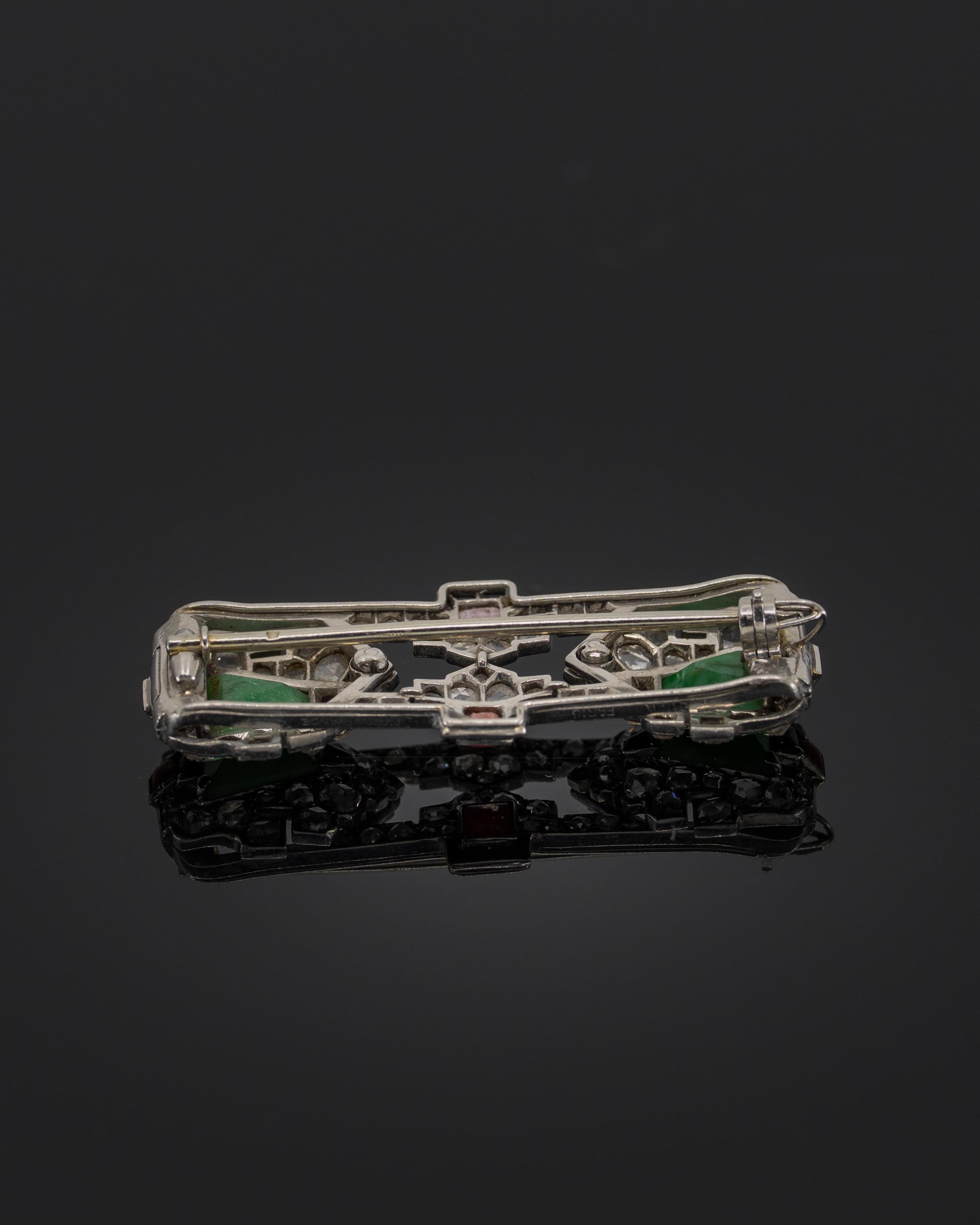 Women's or Men's Cartier Art Deco Brooch For Sale