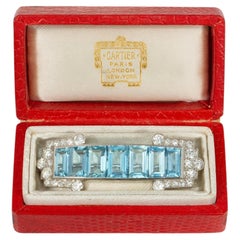 Cartier-Brosche im Art-Déco-Stil mit Diamanten und Aquamarinen