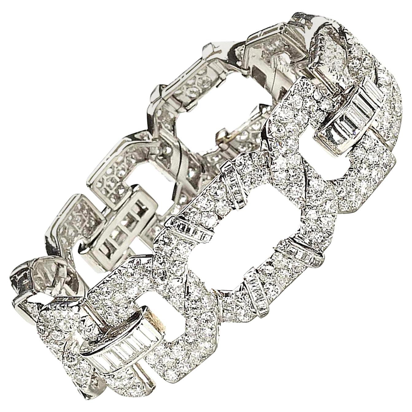 Cartier Art Deco Diamond and Platinum Bracelet, 22.40 Carats, Circa 1929