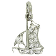 Ciondolo a forma di barca a vela con diamante Art Deco di Cartier