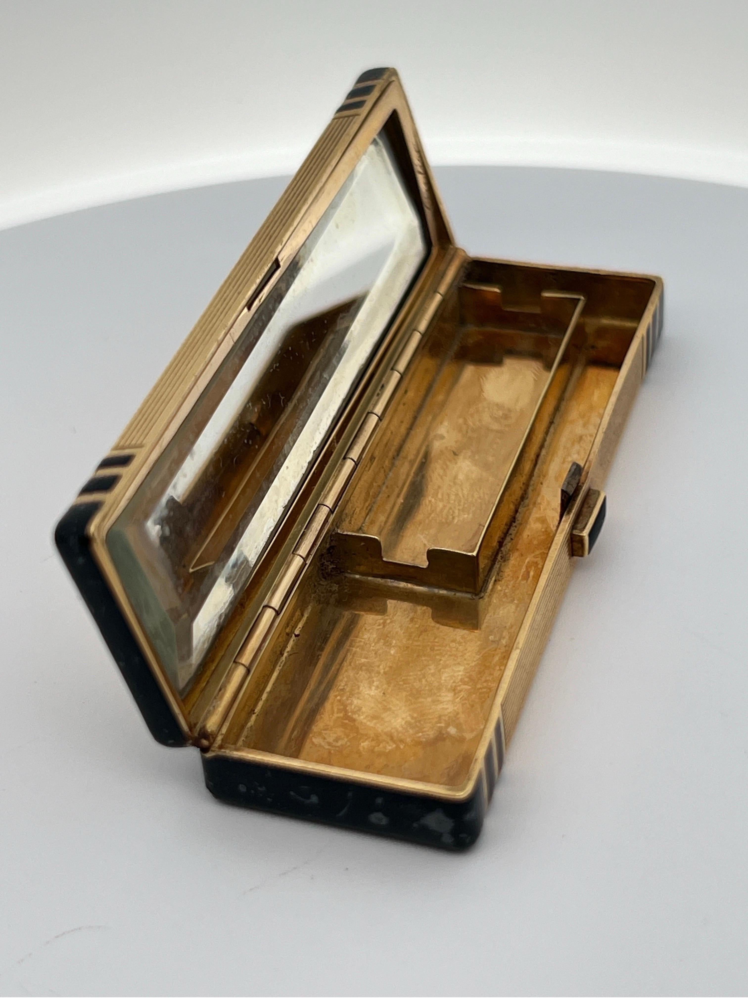 Boîte en or et émail Art déco de Cartier en vente 2