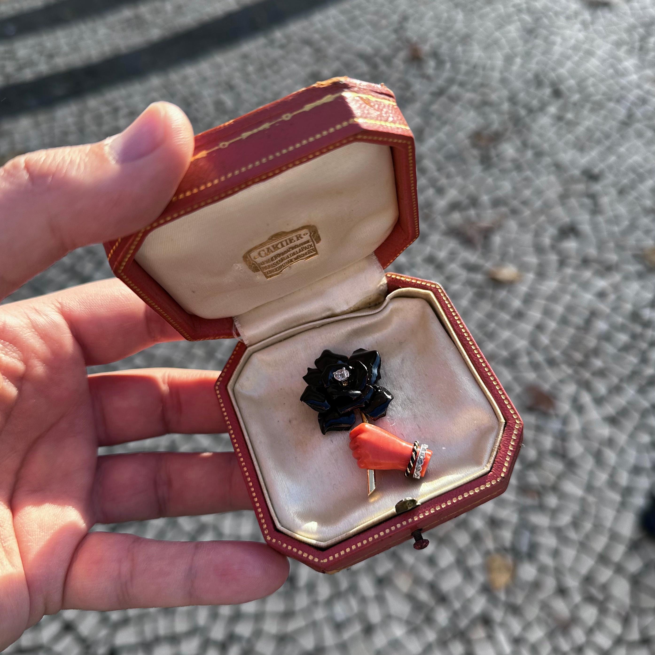 Cartier Art Deco Precious Coral Diamond Enamel Rose Flower Hand Yellow Gold 1930 In Good Condition For Sale In Lisbon, PT