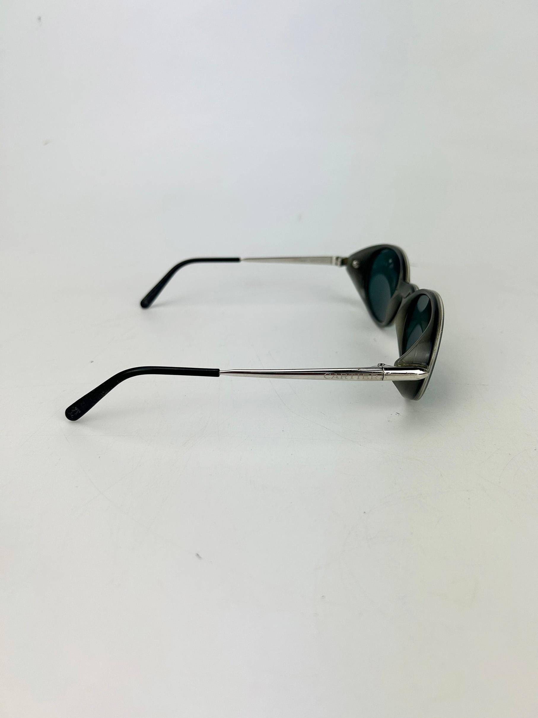 Lunettes de soleil ovales grises vintage Cartier Aspen c1990s en vente 2