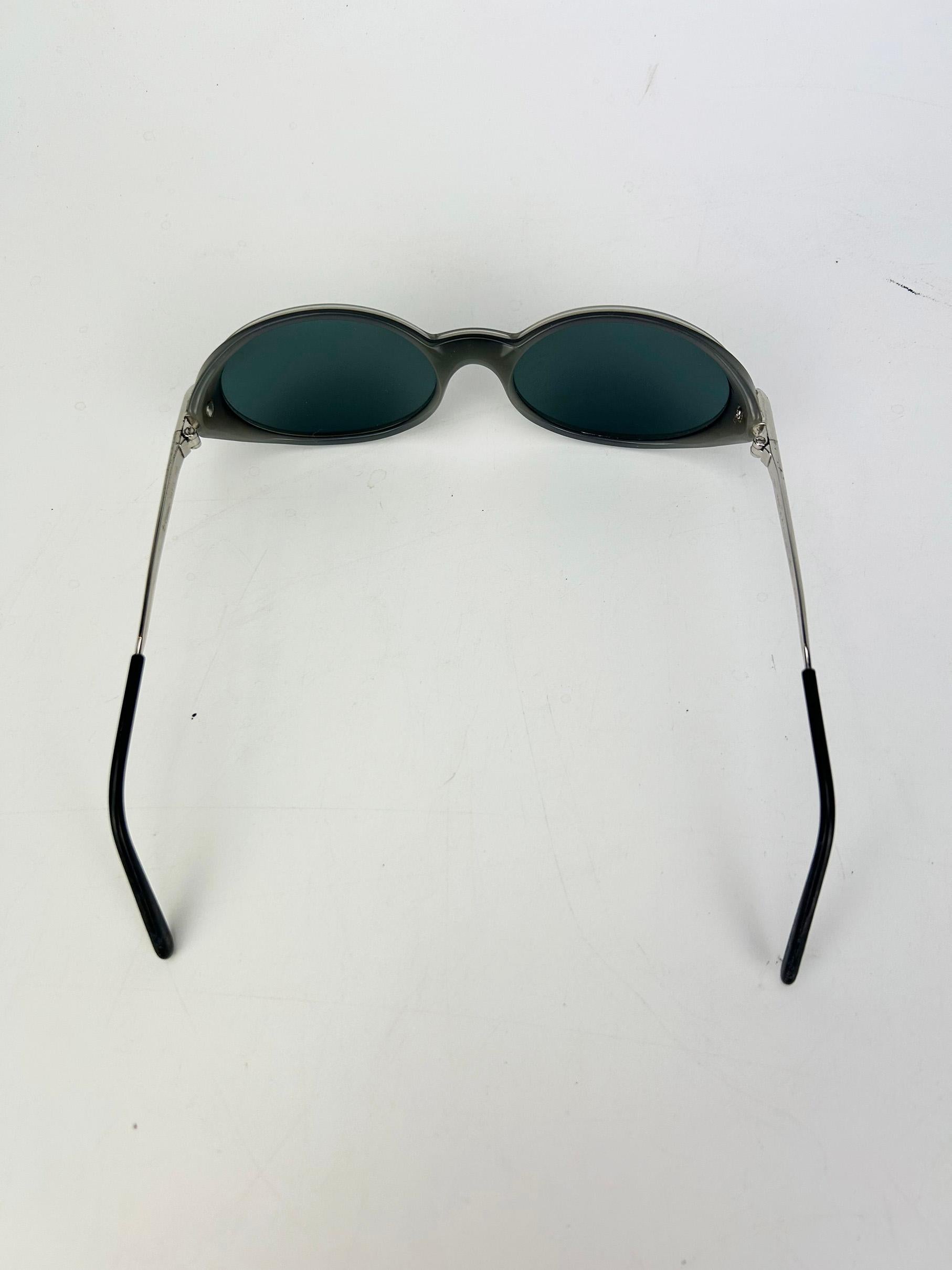 Lunettes de soleil ovales grises vintage Cartier Aspen c1990s en vente 3