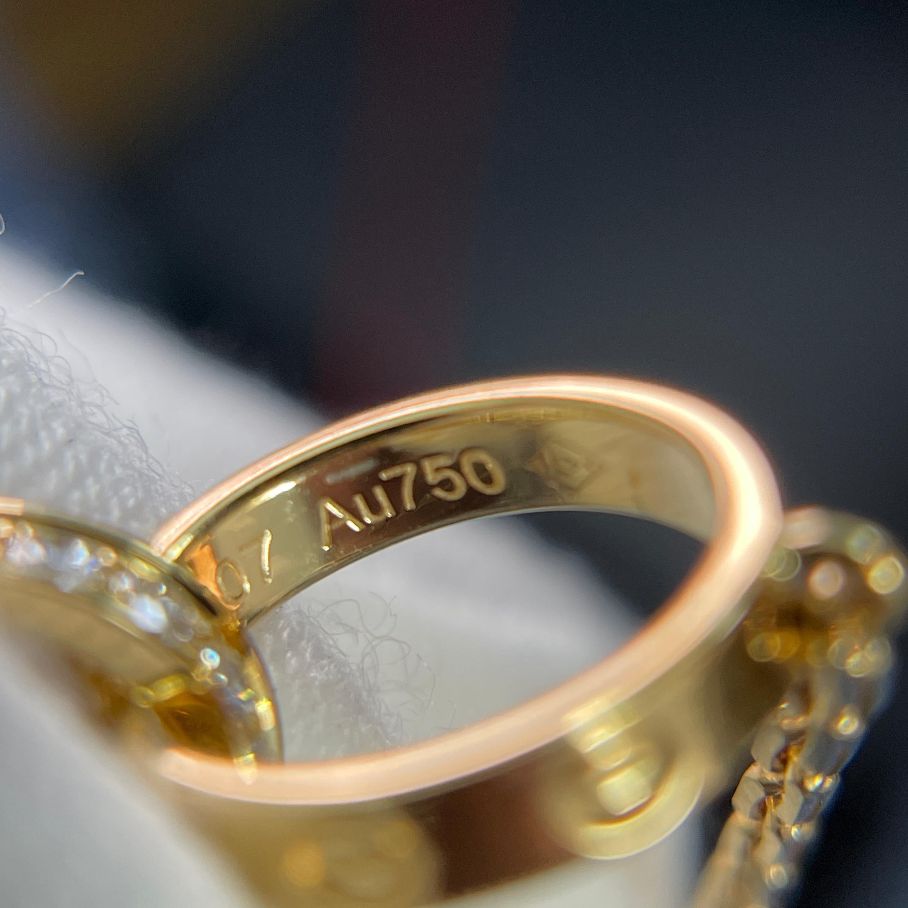 Femenino o masculino Collar Cartier Baby Love de oro amarillo de 18 quilates con pavé de diamantes entrelazados en venta