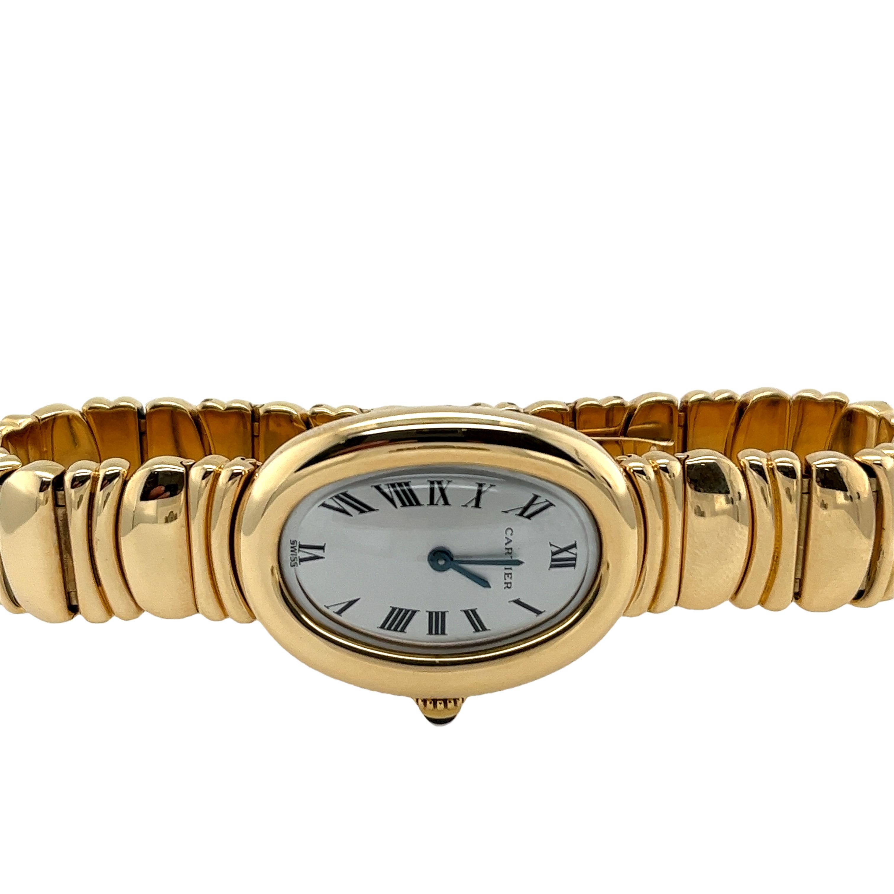 Erleben Sie zeitlose Eleganz mit dieser exquisiten Cartier Baignoire 18ct Yellow Gold Uhr, Modell 8057912 C2395. 
Er ist bekannt für seine einzigartige ovale Form und sein luxuriöses Design, 
Diese Uhr ist ein echtes Zeugnis für die außergewöhnliche