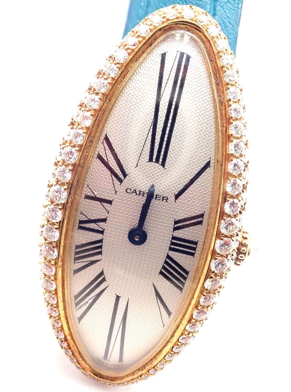 Montre-bracelet Baignoire Allongée en or rose 18 carats avec diamants par Cartier Référence 2672.
Cette montre est livrée avec  Boîte Cartier.
Numéro de référence 2672.
Bracelet en crocodile de Cartier.
Prix de détail : 41 200 $ plus taxes.
Montre