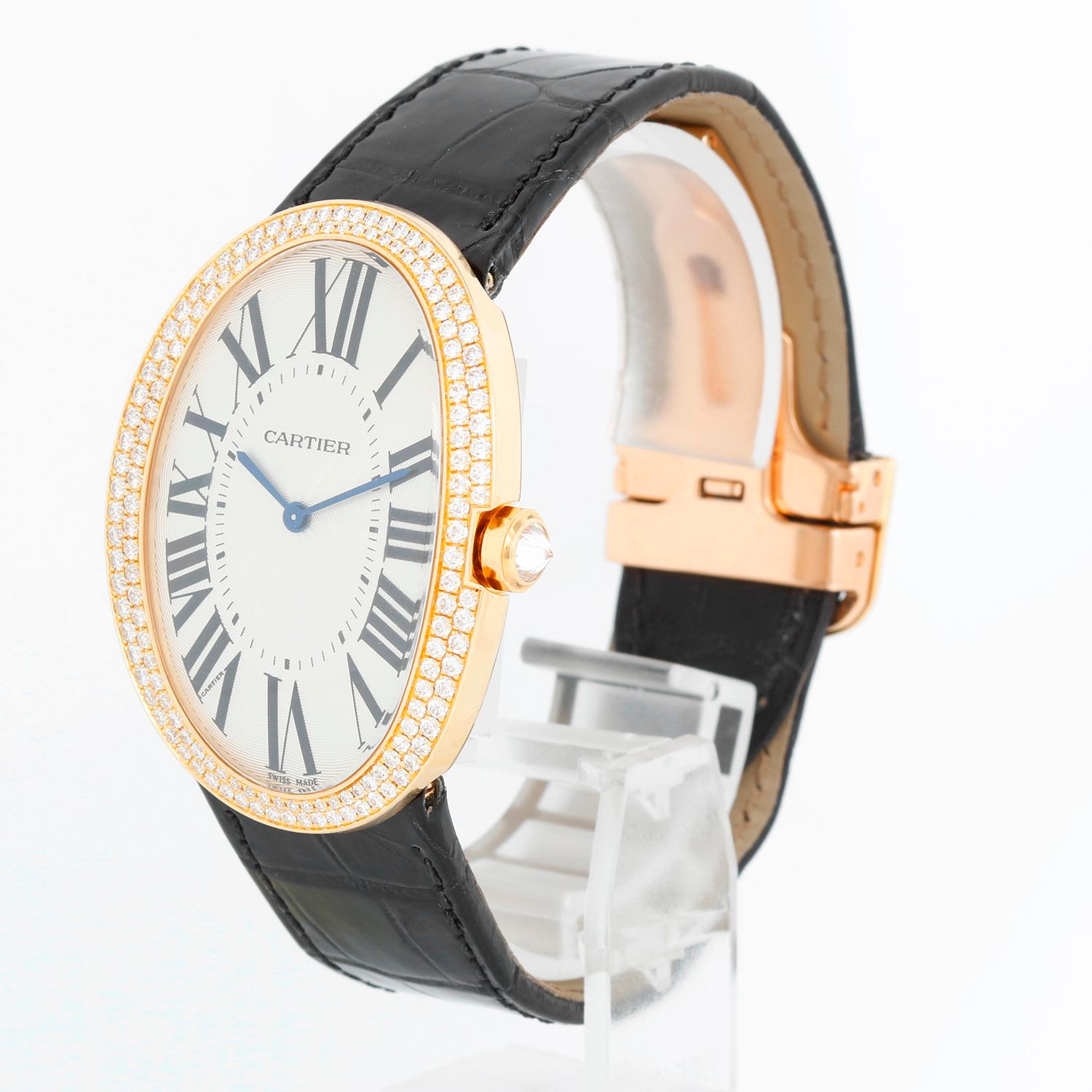 Cartier Baignoire Large 18K Yellow Gold Watch WB520022 3031 - Manual winding. 18K Yellow gold with  bezel set two rows of diamonds (44 mm ) 150 brilliant-cut diamonds and 12-sided crown set with a brilliant-cut diamond, totaling 1.44 carats.