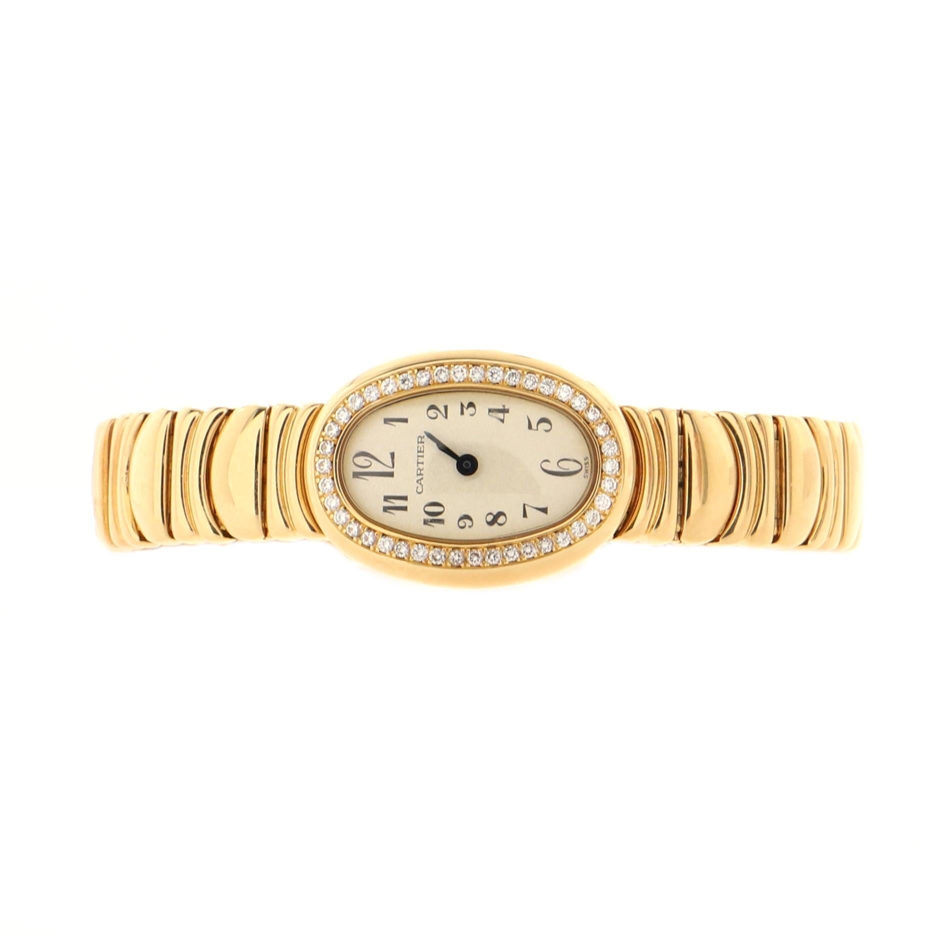 Cartier Baignoire Quartz Watch Yellow Gold with Diamond Bezel 18 In Good Condition In New York, NY