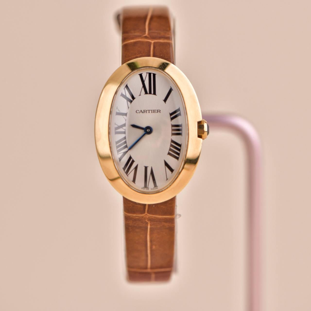 Cartier Baignoire Small Model 18k Yellow Gold on Leather W8000009 2