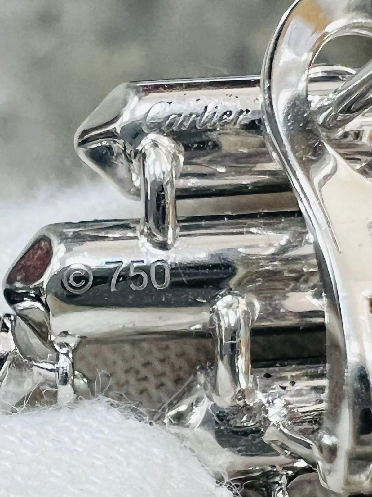 Art Déco CARTIER Baiser Du Dragon - Orecchini pendenti in oro bianco 18 carati con diamante e rubino e onice nero in vendita
