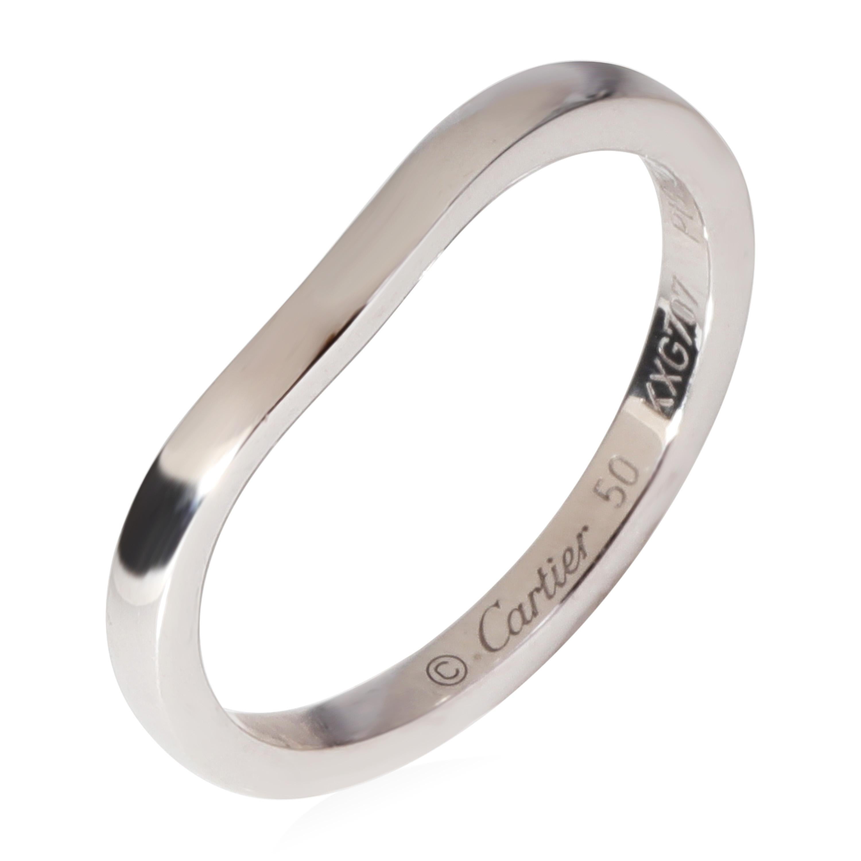 Cartier Ballerine Curved Wedding Band in Platinum

PRIMARY DETAILS
SKU: 119839
Listing Title: Cartier Ballerine Curved Wedding Band in Platinum
Condition Description: Retails for 1600 USD. In excellent condition and recently polished. Ring size is