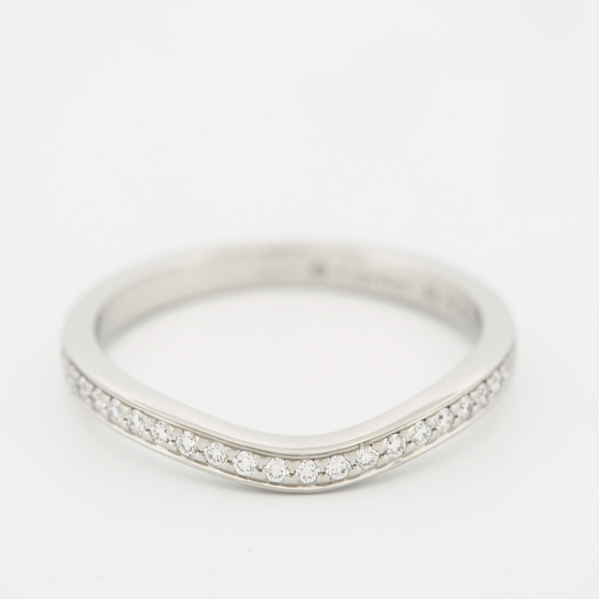 Cartier Ballerine Semi Paved Diamonds Wedding Band Ring Pt 49 in vendita 1