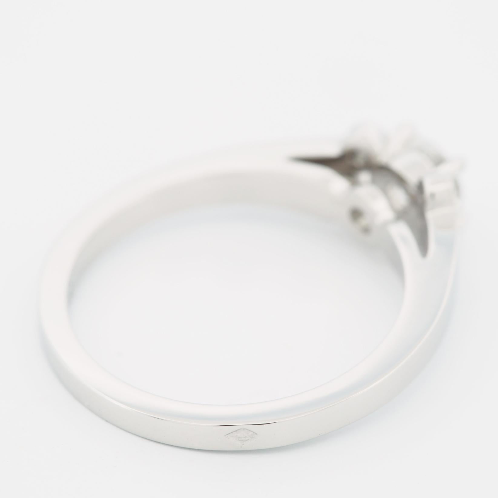 Cartier Ballerine Solitaire 0.36ct Diamond Engagement Ring Pt 49 In Good Condition In Kobe, Hyogo