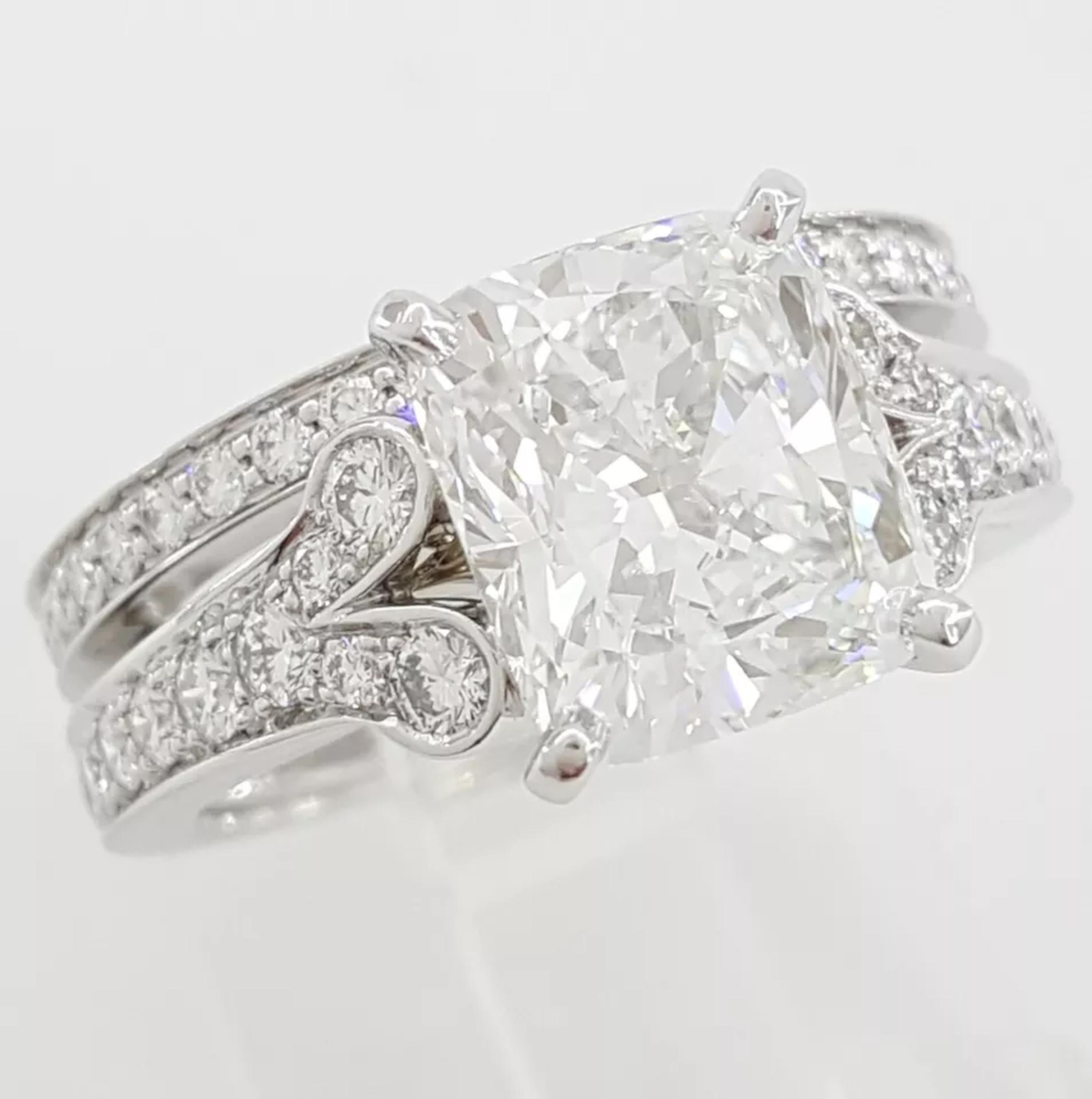 Women's or Men's Cartier Ballerine Solitaire Engagement Ring and Wedding Band Set For Sale
