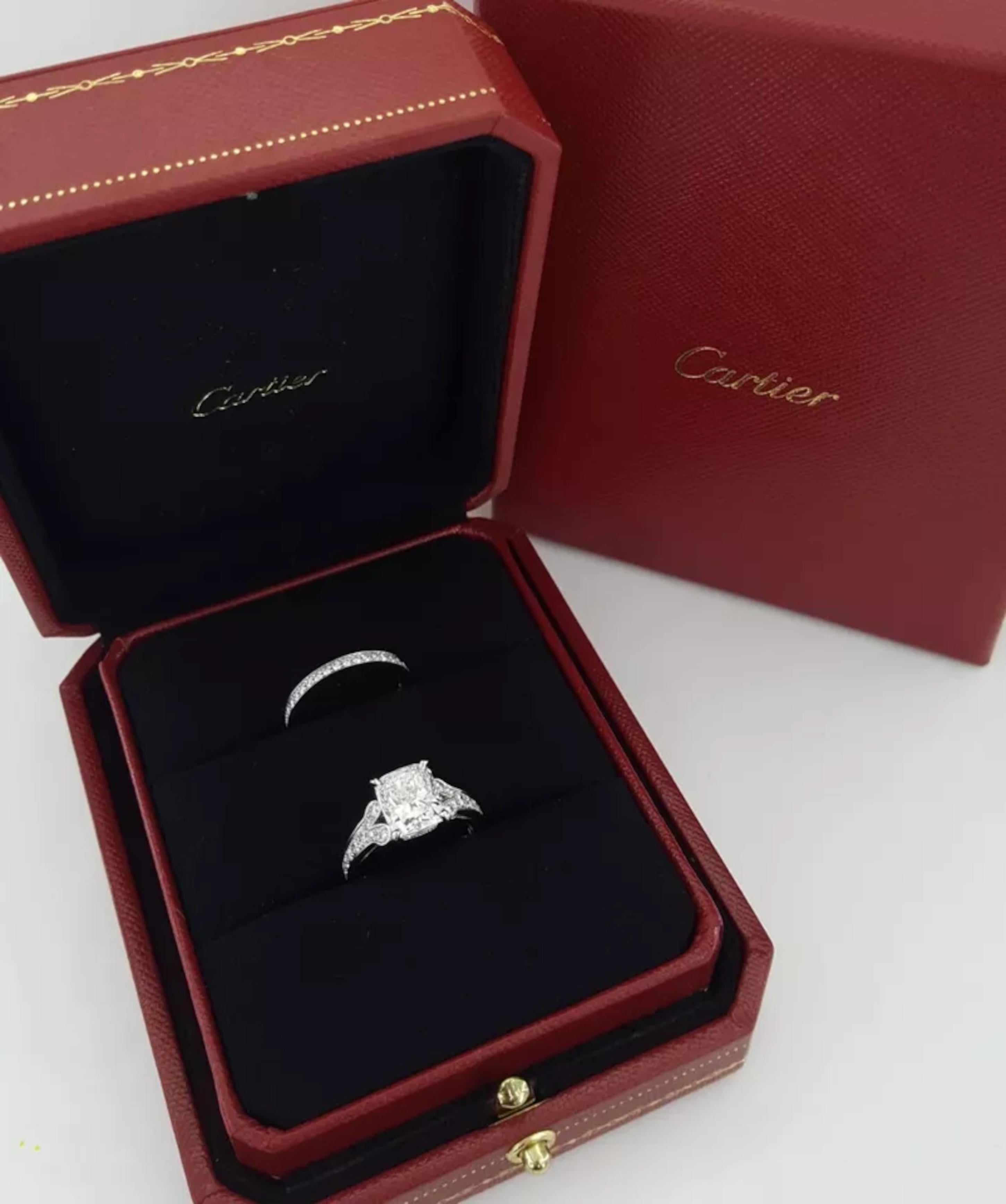 Cartier Ballerine Solitaire Engagement Ring and Wedding Band Set For Sale 1