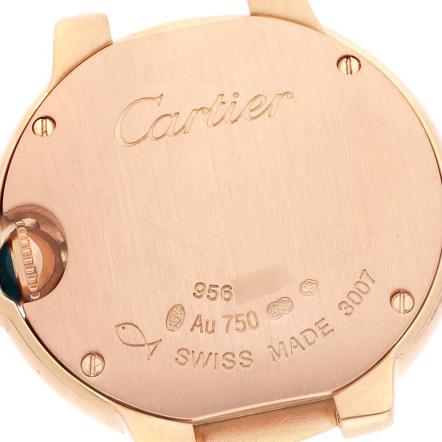 Cartier, petite montre Ballon bleue en or rose 18 carats et diamants pour femmes WE9002Z3 2