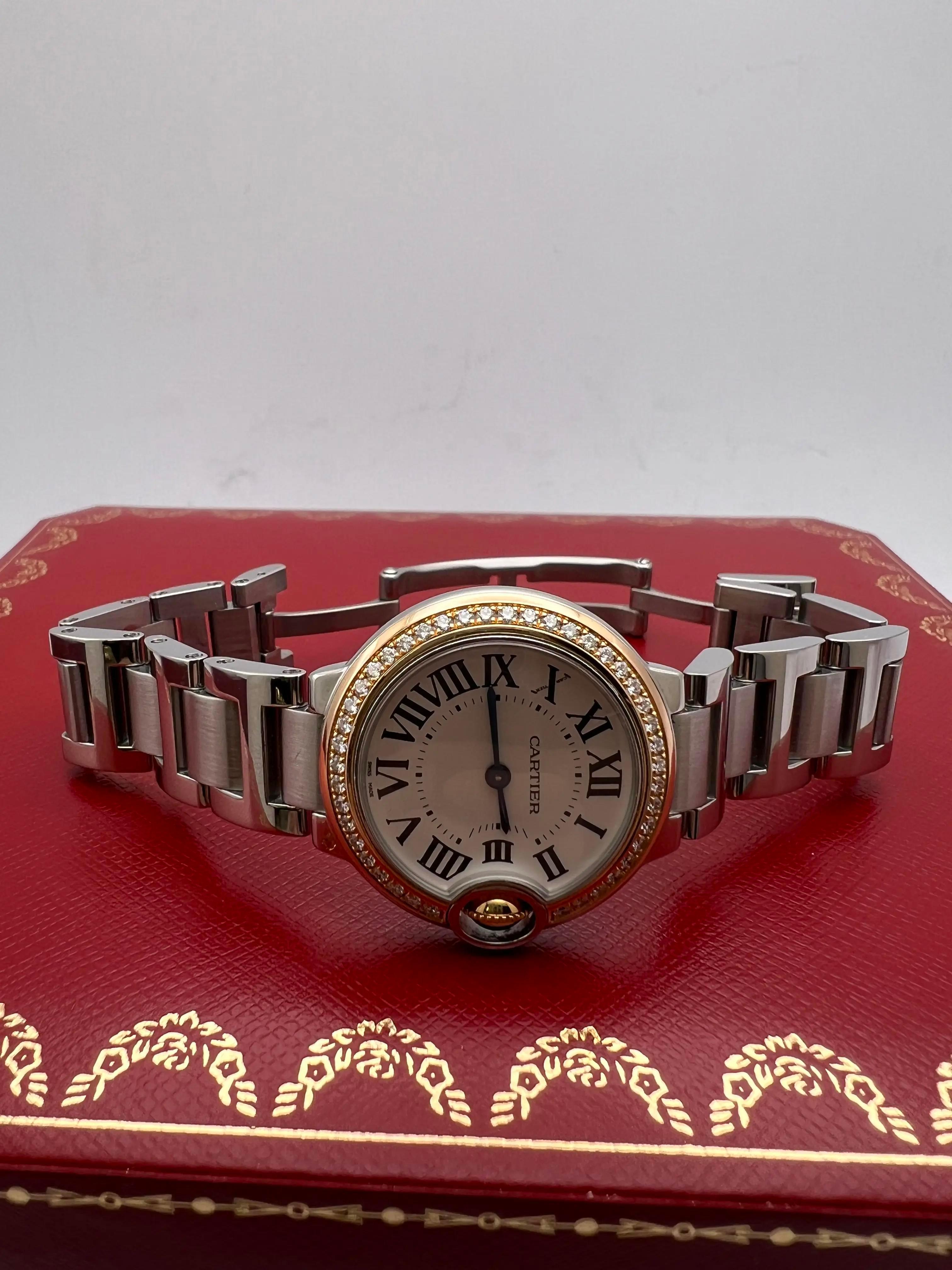 Round Cut Cartier Ballon Bleu 28mm 18K Rose Factory Diamond Bezel WE902079 Steel Watch Box For Sale