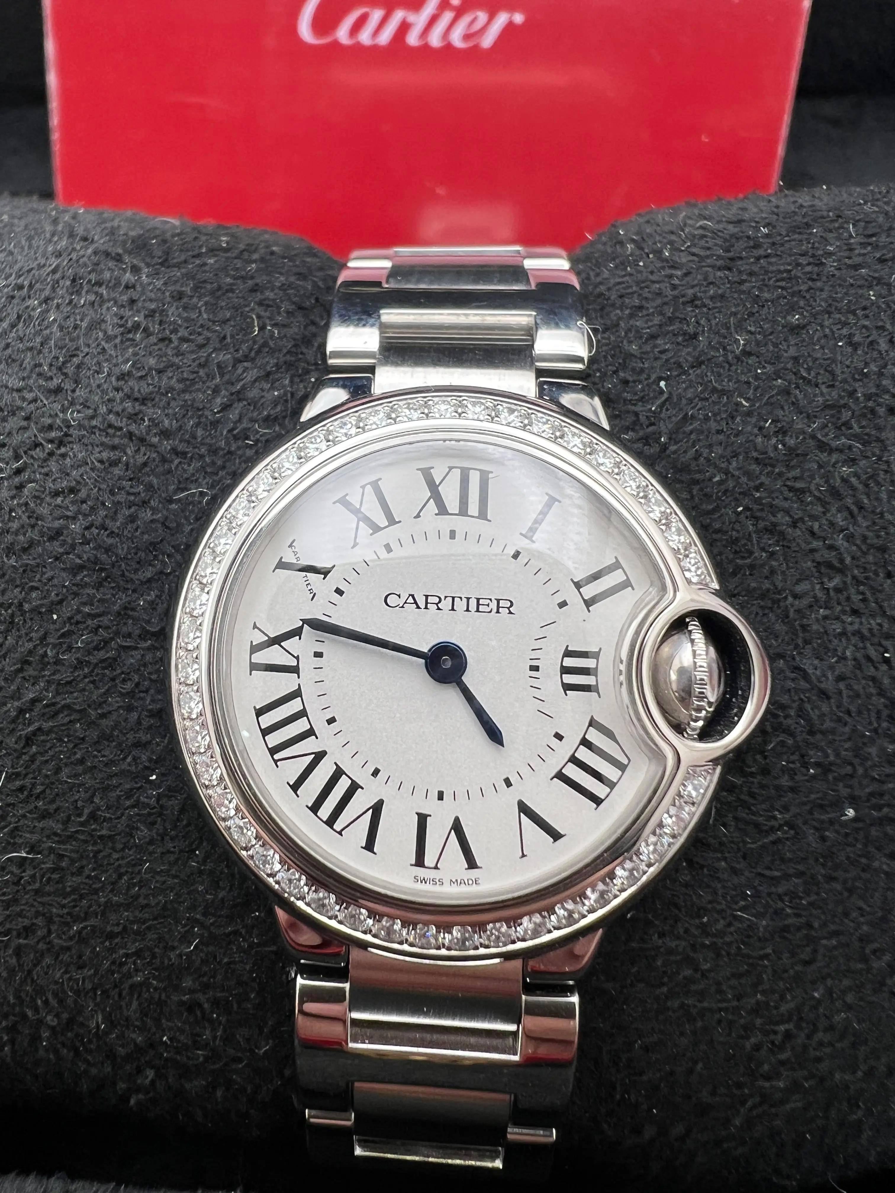 Cartier Ballon Bleu 28mm Factory Diamond Bezel W4BB0015 Argent Cadran Boîte Papiers Pour femmes en vente