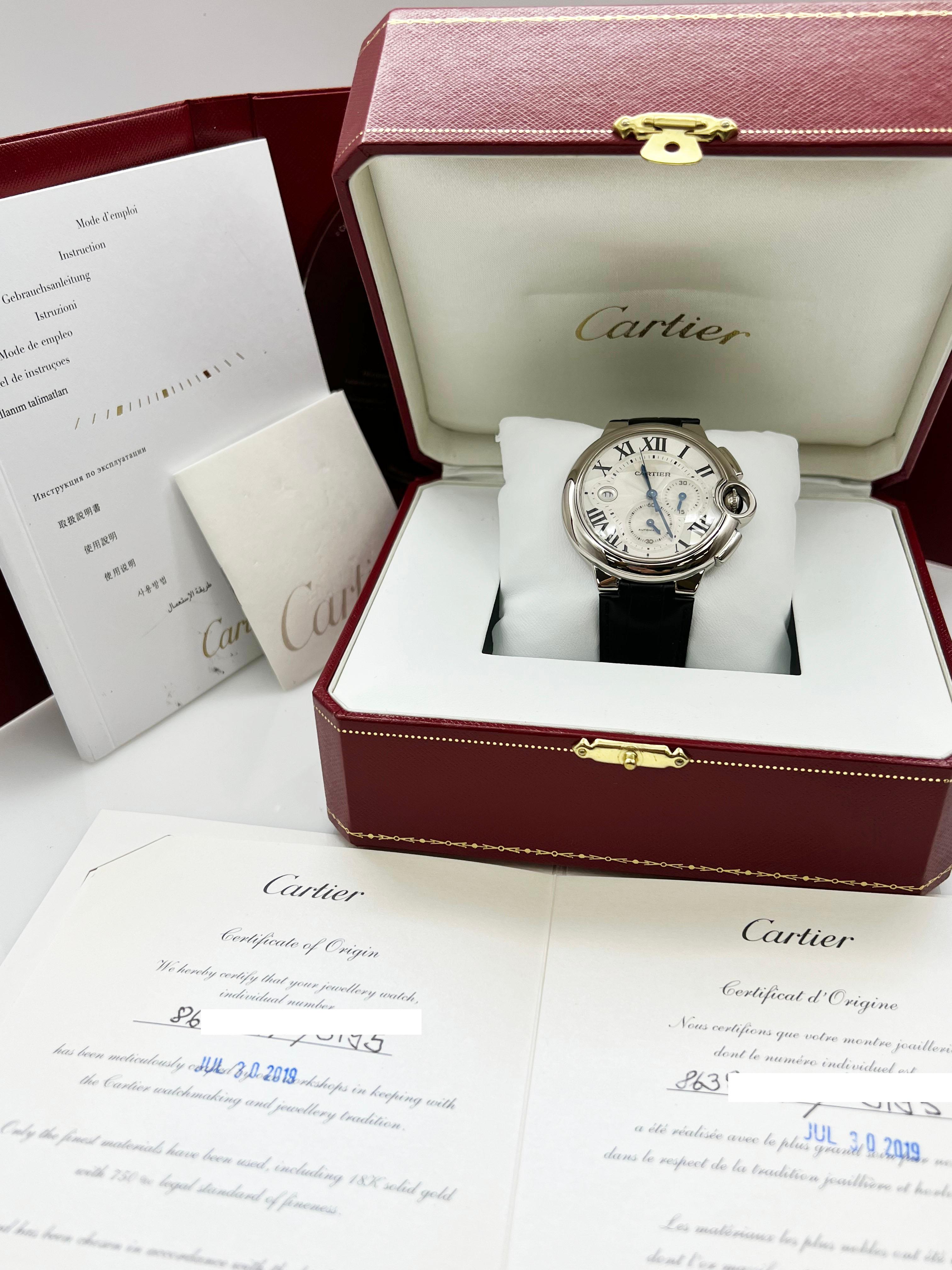 Numéro de style : 3195 / W6920005
Année : 2019
Modèle : Cartier Ballon Bleu 
Matériau du boîtier : Or blanc 18K 
Bande : Cuir 
Lunette :  Or blanc 18K 
Cadran : Cadran argenté 
Visage : Cristal saphir 
Taille du boîtier : 42 mm 
Comprend : 
-Boîte