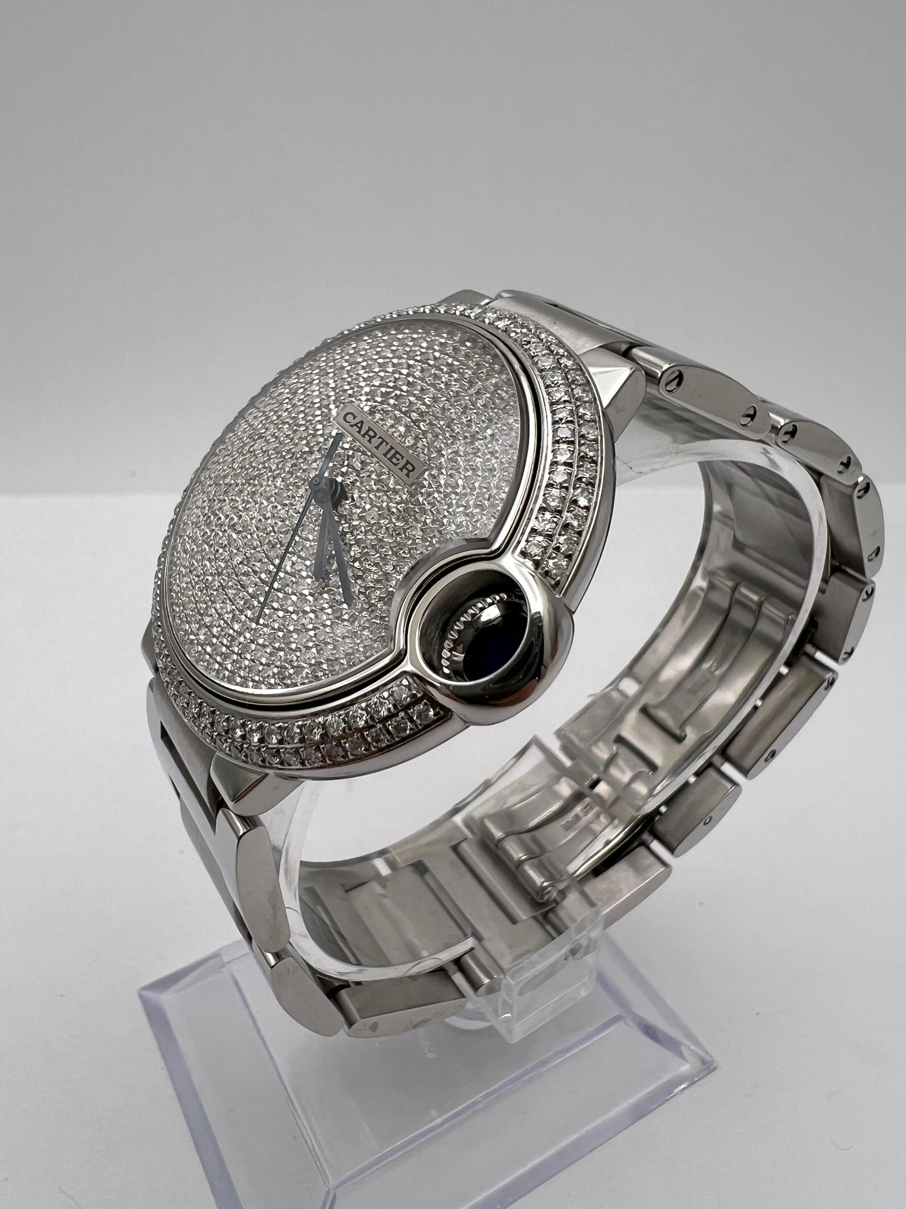 Cartier Ballon Bleu 36mm Lunette diamantée personnalisée et cadran entièrement pavé W6920046 en vente 4
