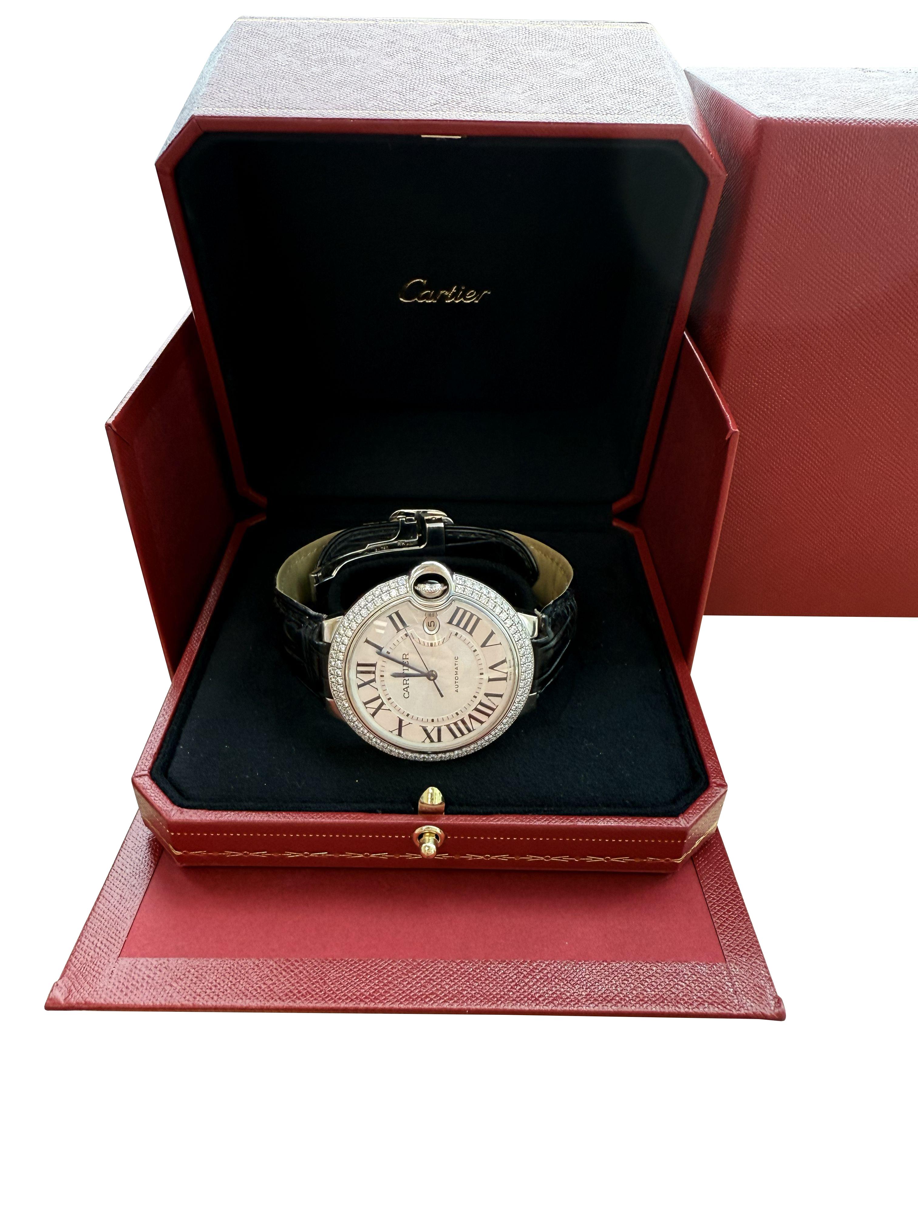 Cartier Ballon Bleu 42mm 18K Weißgold Fabrik Diamant Lünette Uhr WE900951 im Zustand „Hervorragend“ im Angebot in Aventura, FL