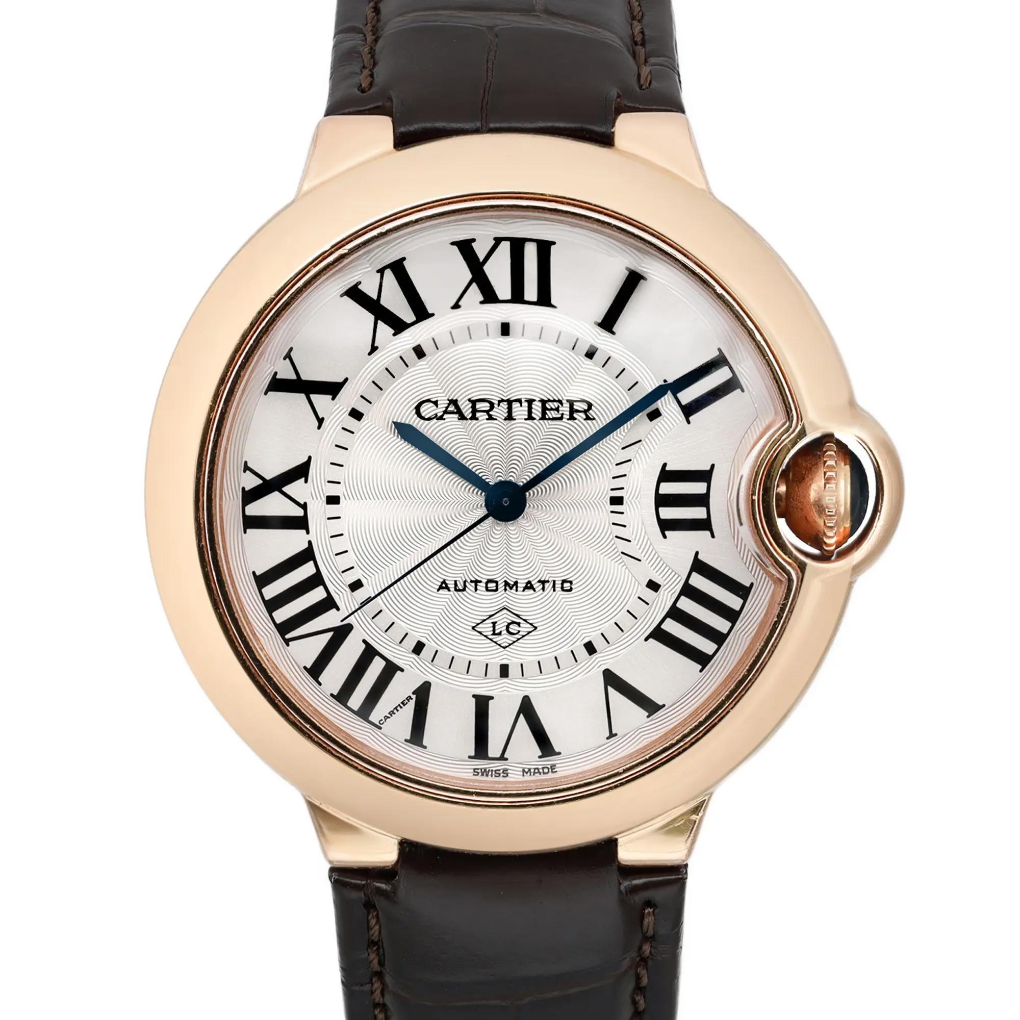 Seminuevo. Muy buen estado. Esfera impresa LC. Collaborateur 2015 - significa que es una edición para personas que trabajan en Cartier. Banda sin usar. 

Información general:
Marca: Cartier
Model No: Cartier Ballon Bleu
Model No.: 3927
Tipo: Reloj