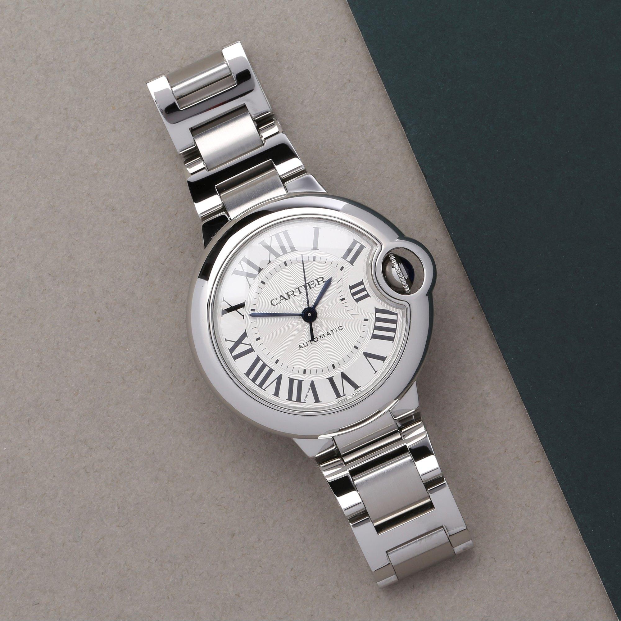Xupes Reference: W007833
Manufacturer: Cartier
Model: Ballon Bleu
Model Variant: 0
Model Number: W6920071 or 3489
Age: 2010
Gender: Ladies
Complete With: Cartier Box & Manuals
Dial: Silver Roman
Glass: Sapphire Crystal
Case Size: 33mm
Case Material: