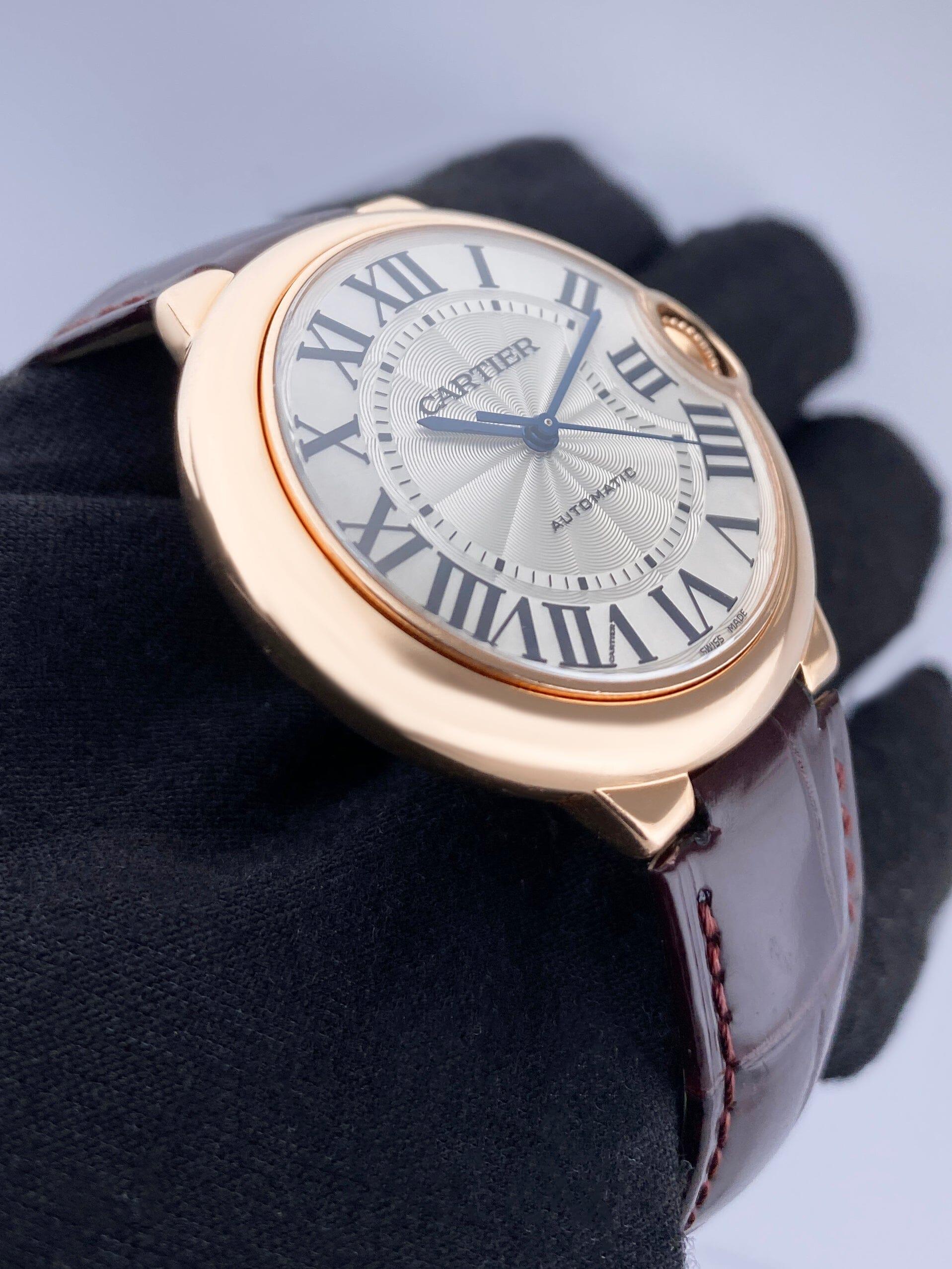 Cartier Ballon Bleu WGBB0009 Orologio da uomo in oro rosa 18 carati Scatola e documenti In condizioni ottime in vendita a Great Neck, NY