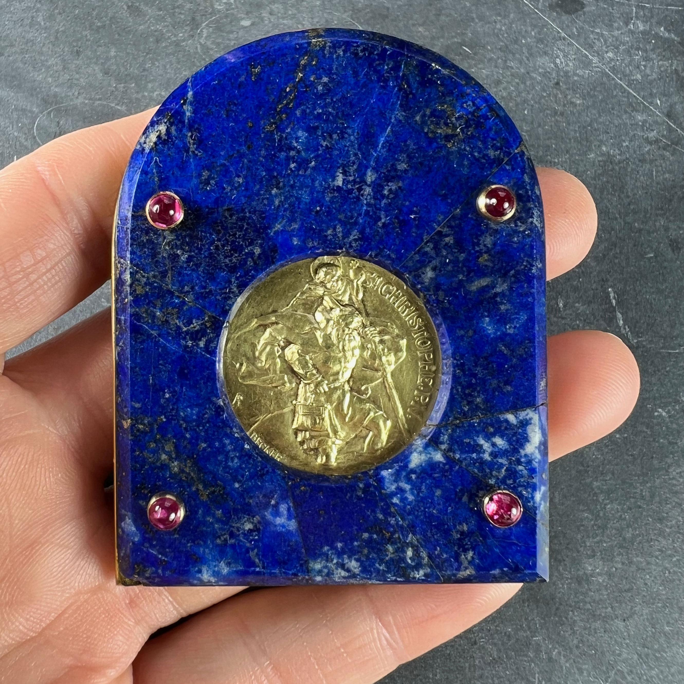 Christophe de Cartier Médaille en or jaune 18 carats Lapis Lazuli Rubis en vente 1