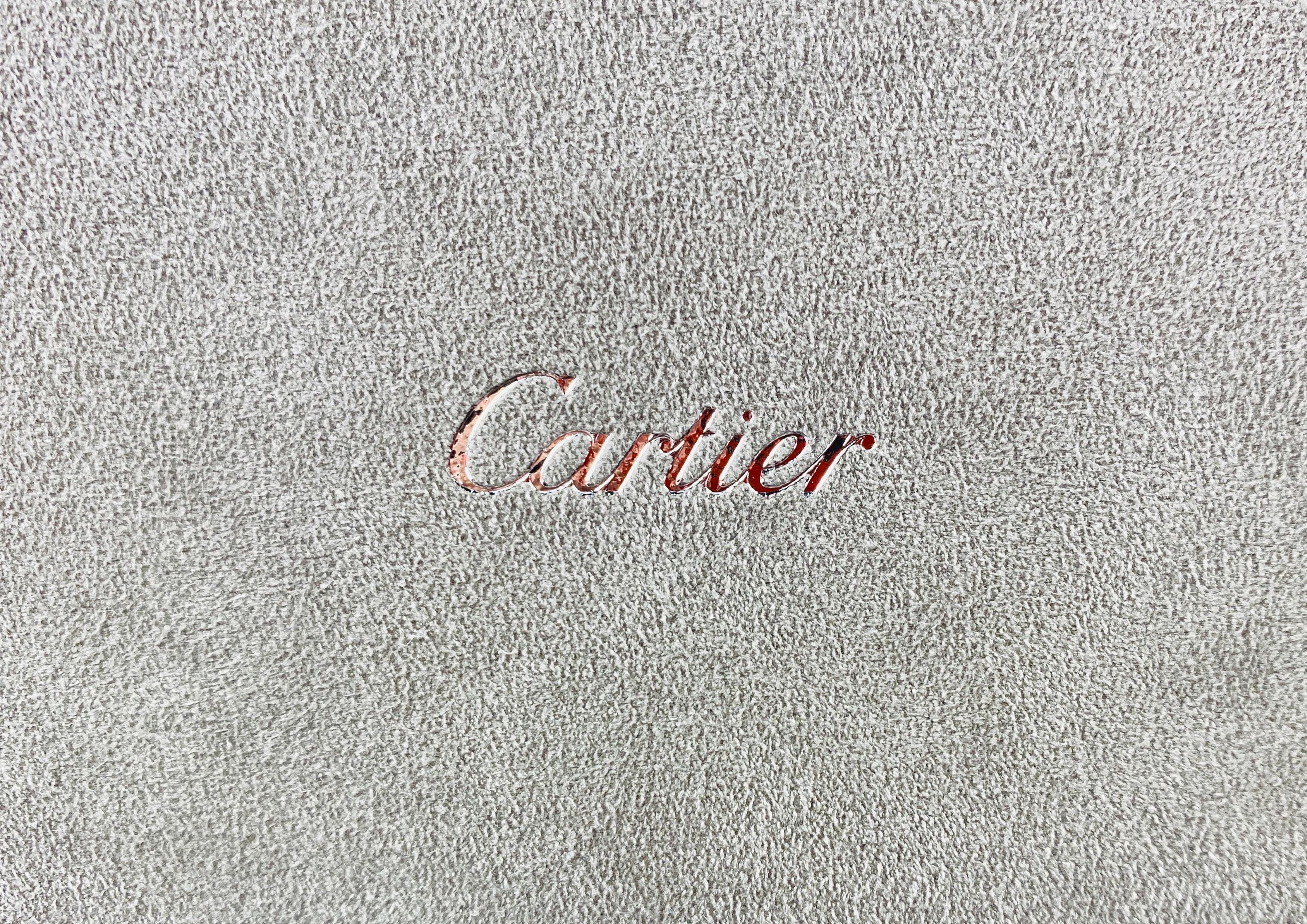 Ebanizzato Cartier Scatola per orologi laccata nera con interno in pelle scamosciata grigia e finiture cromate in vendita