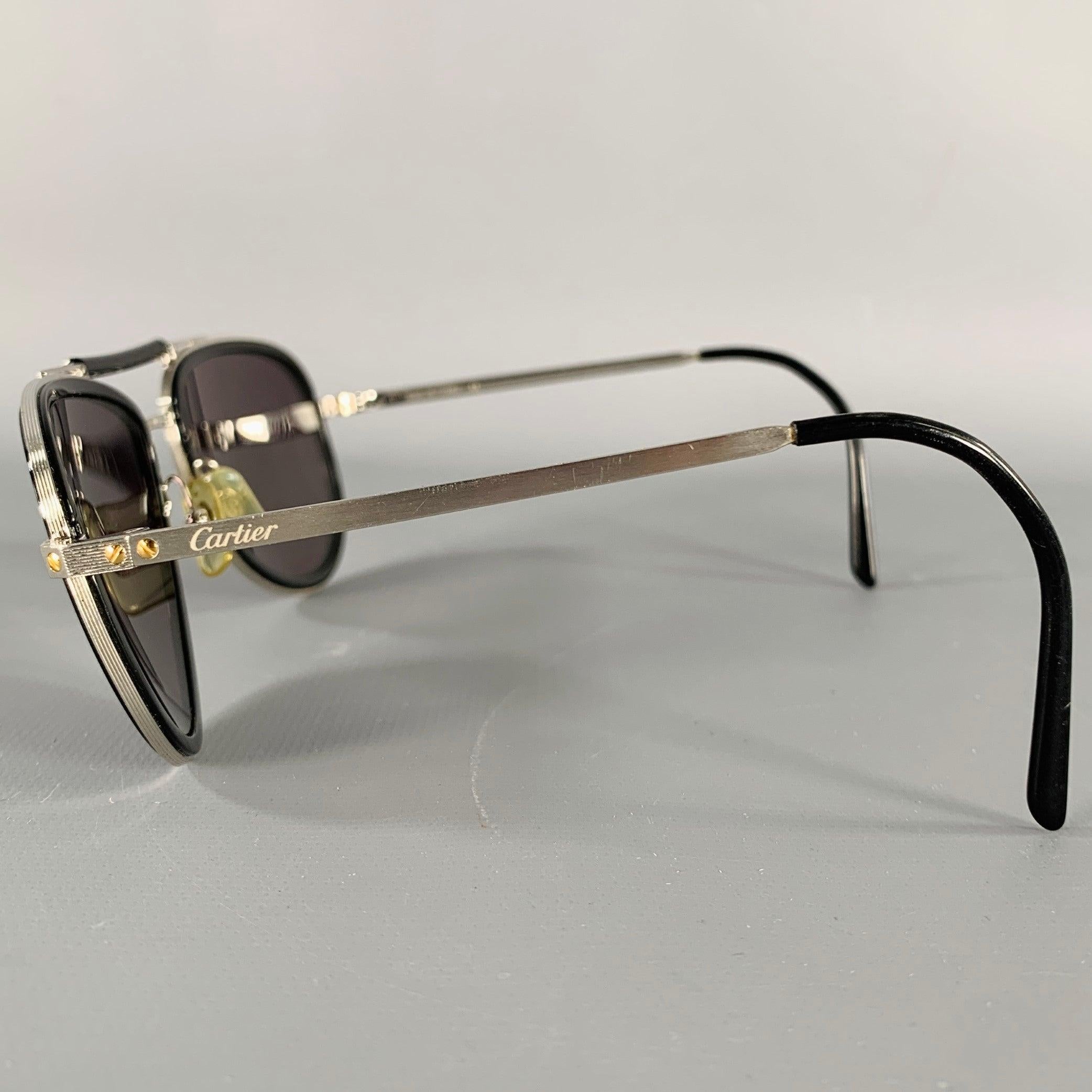 Cartier Occhiali da sole Aviator in metallo nero argento In condizioni ottime in vendita a San Francisco, CA
