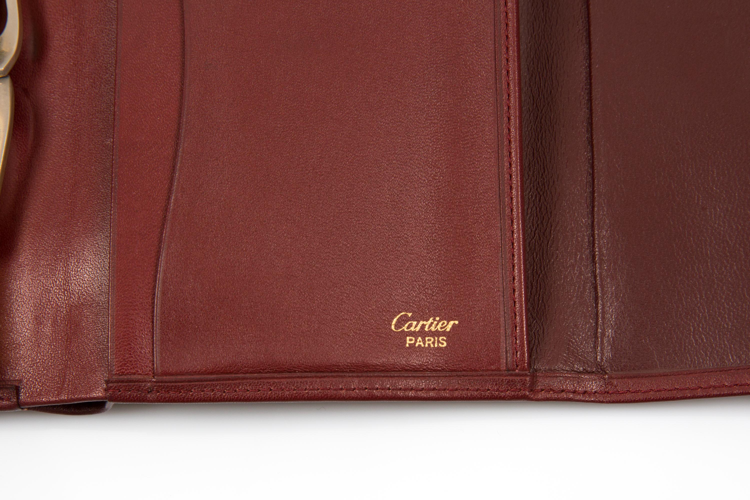 Cartera grande de piel burdeos Cartier en Bueno estado para la venta en Paris, FR