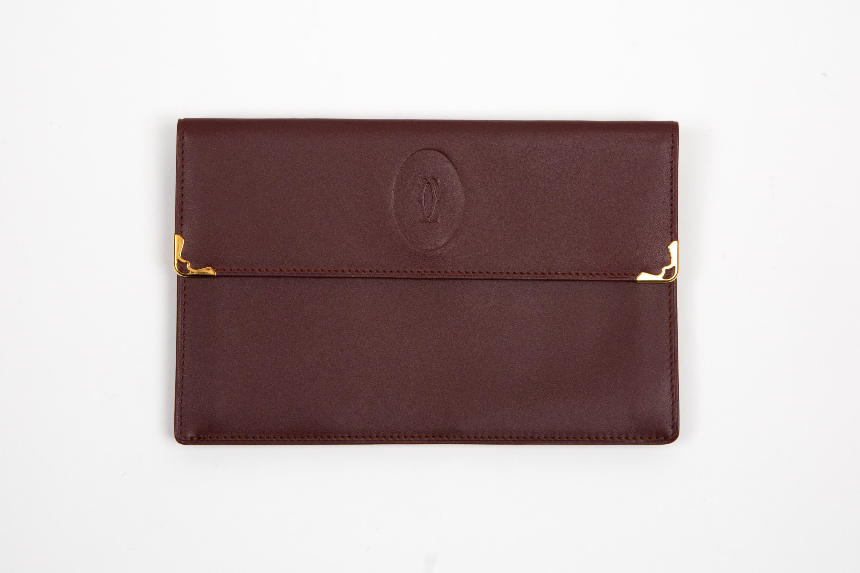 Pochette in pelle Cartier Bordeaux in vendita 4