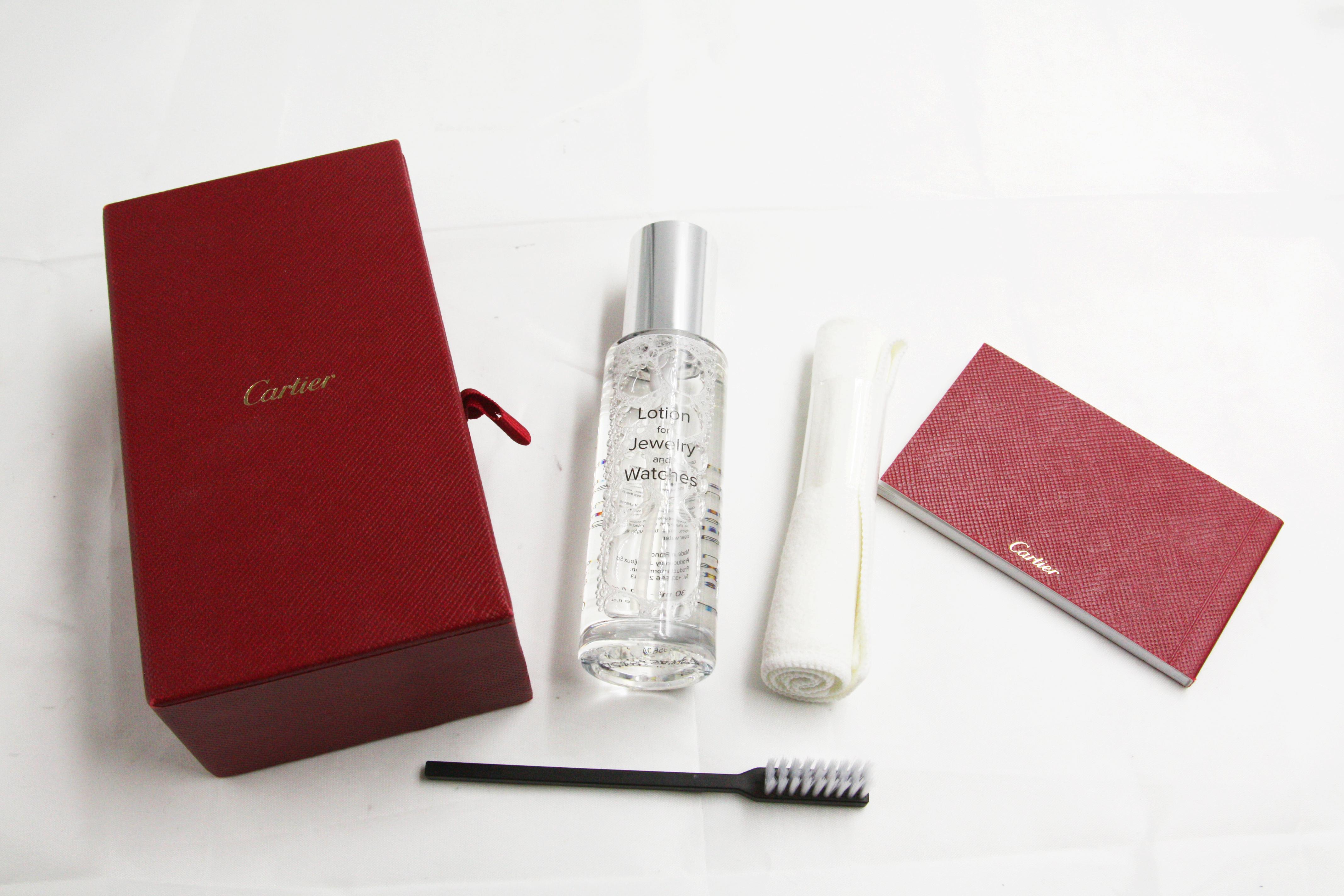 Cartier
Box Red Cleansing Kit Cosmetic Bag 