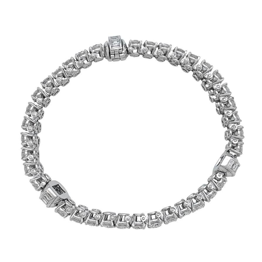 Cartier Bracelet Set with Diamonds on platinum. 3