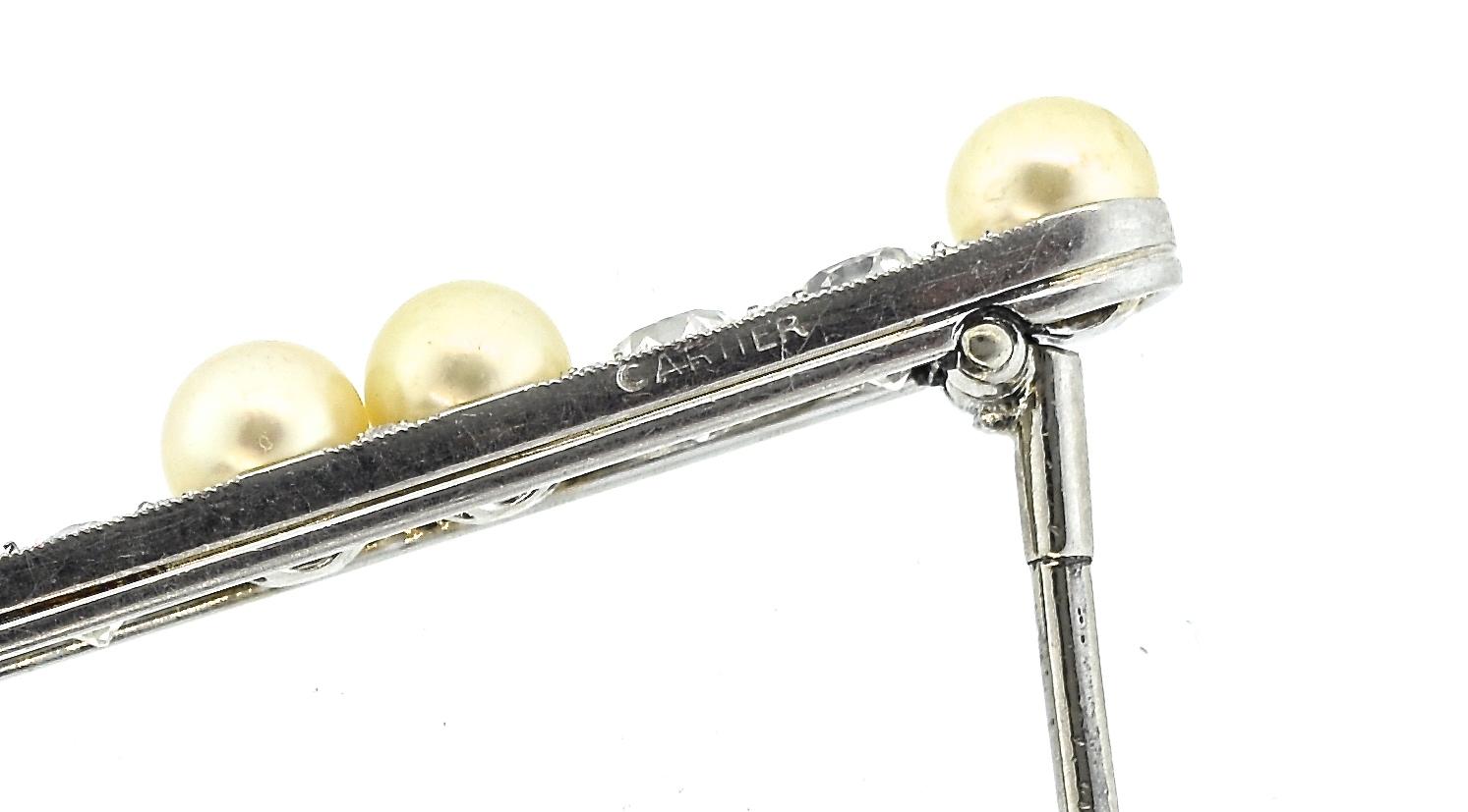 Cartier Brooch with Natural Pearls Diamonds in Platinum, circa 1915 In Excellent Condition In Aspen, CO