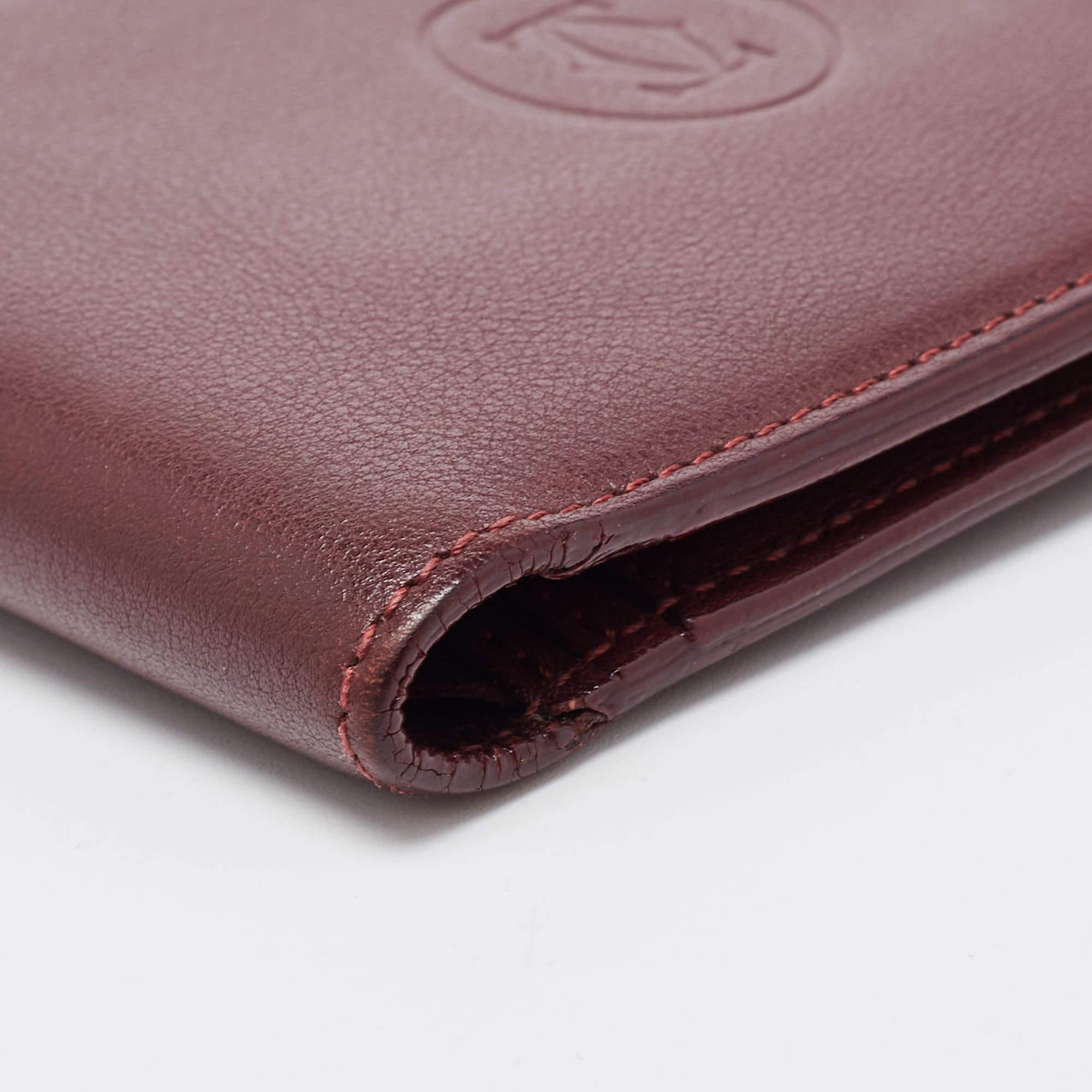 Women's or Men's Cartier Burgundy Leather Must De Cartier 6CC Bifold Wallet